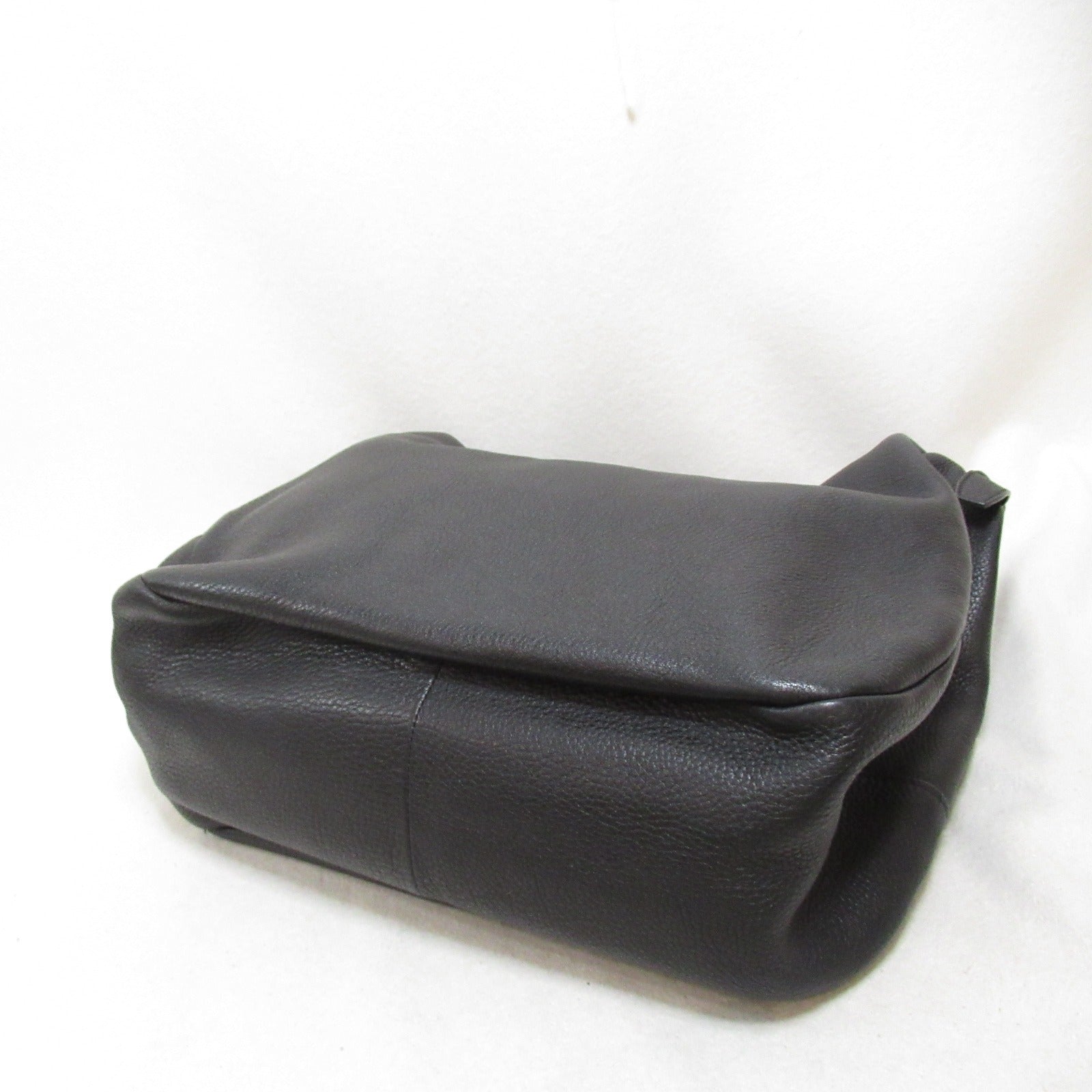 PRADA 皮革Shoulder Bag銀扣肩背袋黑色