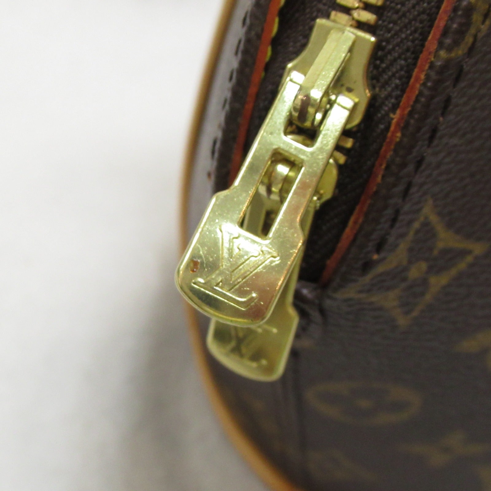 LOUIS VUITTON Monogram Ellipse PM金扣手挽袋啡色