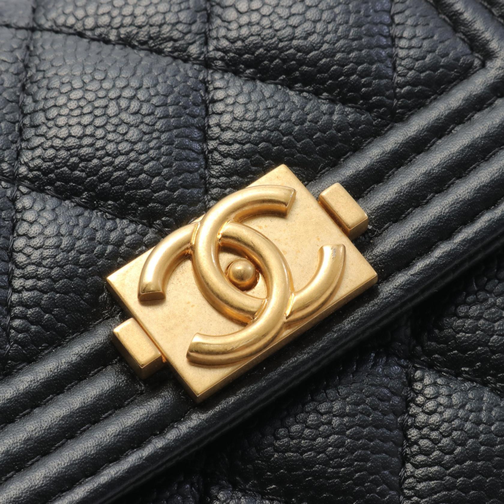 CHANEL 牛皮皮革Boy Chanel Chain Wallet金扣肩背袋’