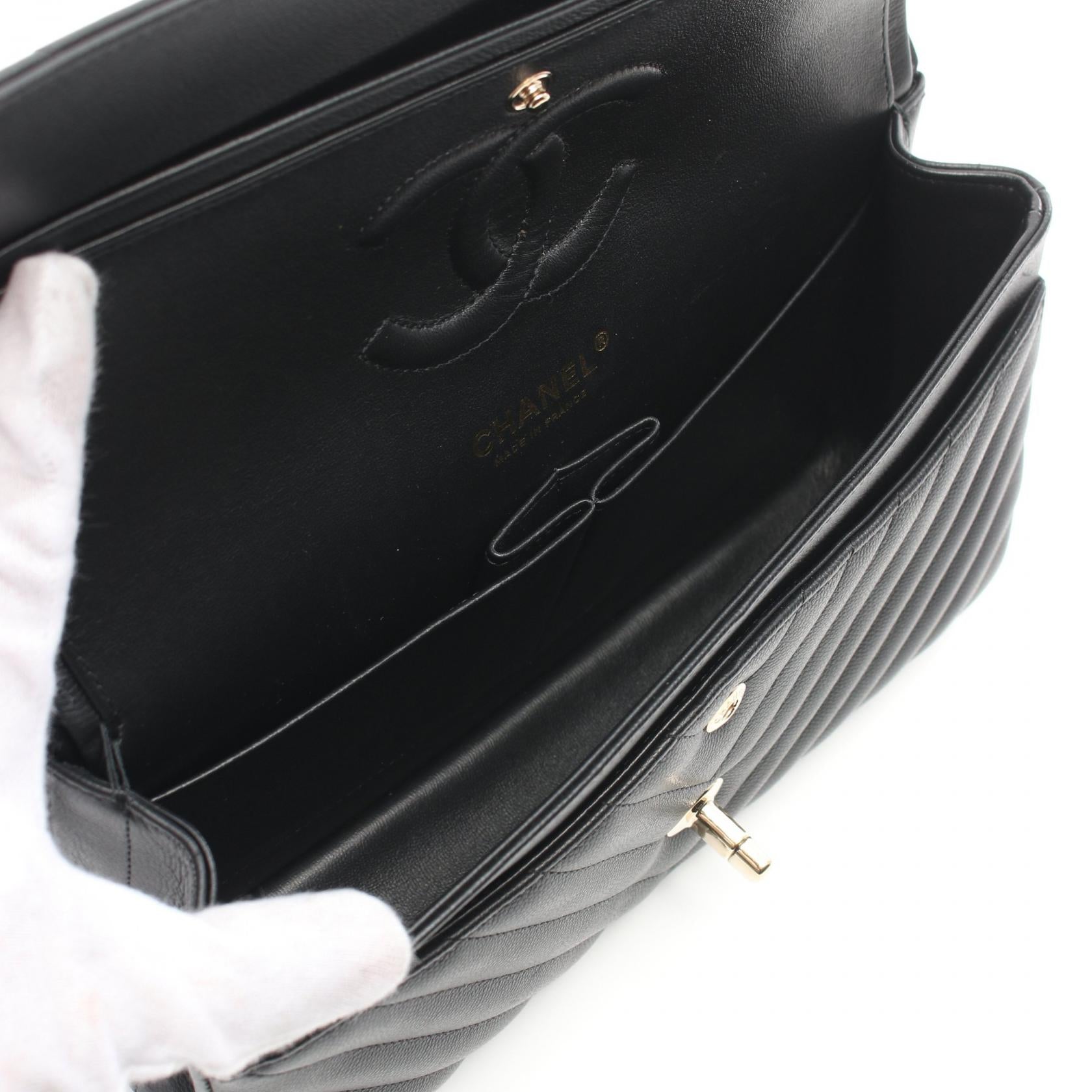 CHANEL CC GHW V-stitch W-flap Chain Shoulder Bag A01166 Calfslin Leather Black