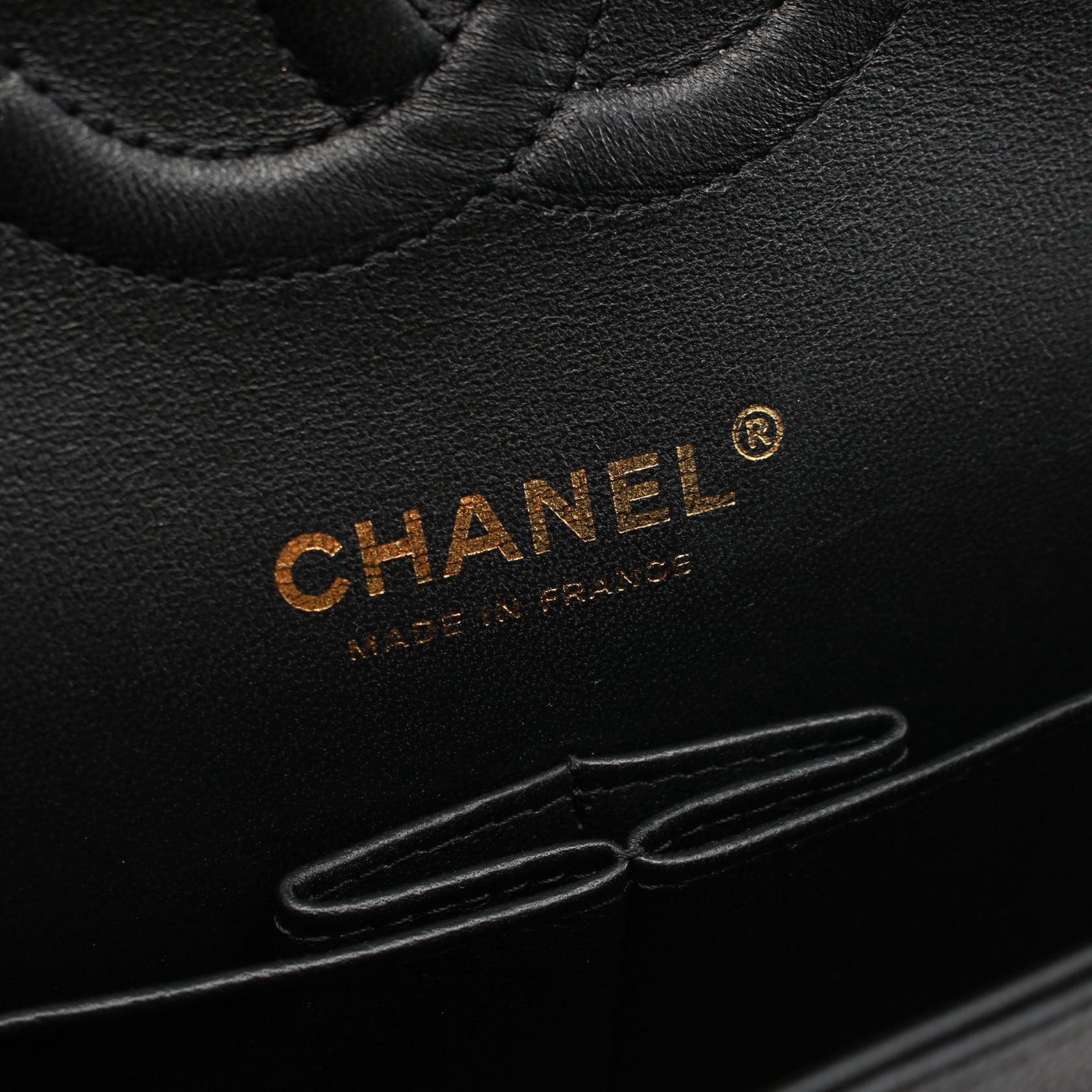 CHANEL CC GHW V-stitch W-flap Chain Shoulder Bag A01166 Calfslin Leather Black