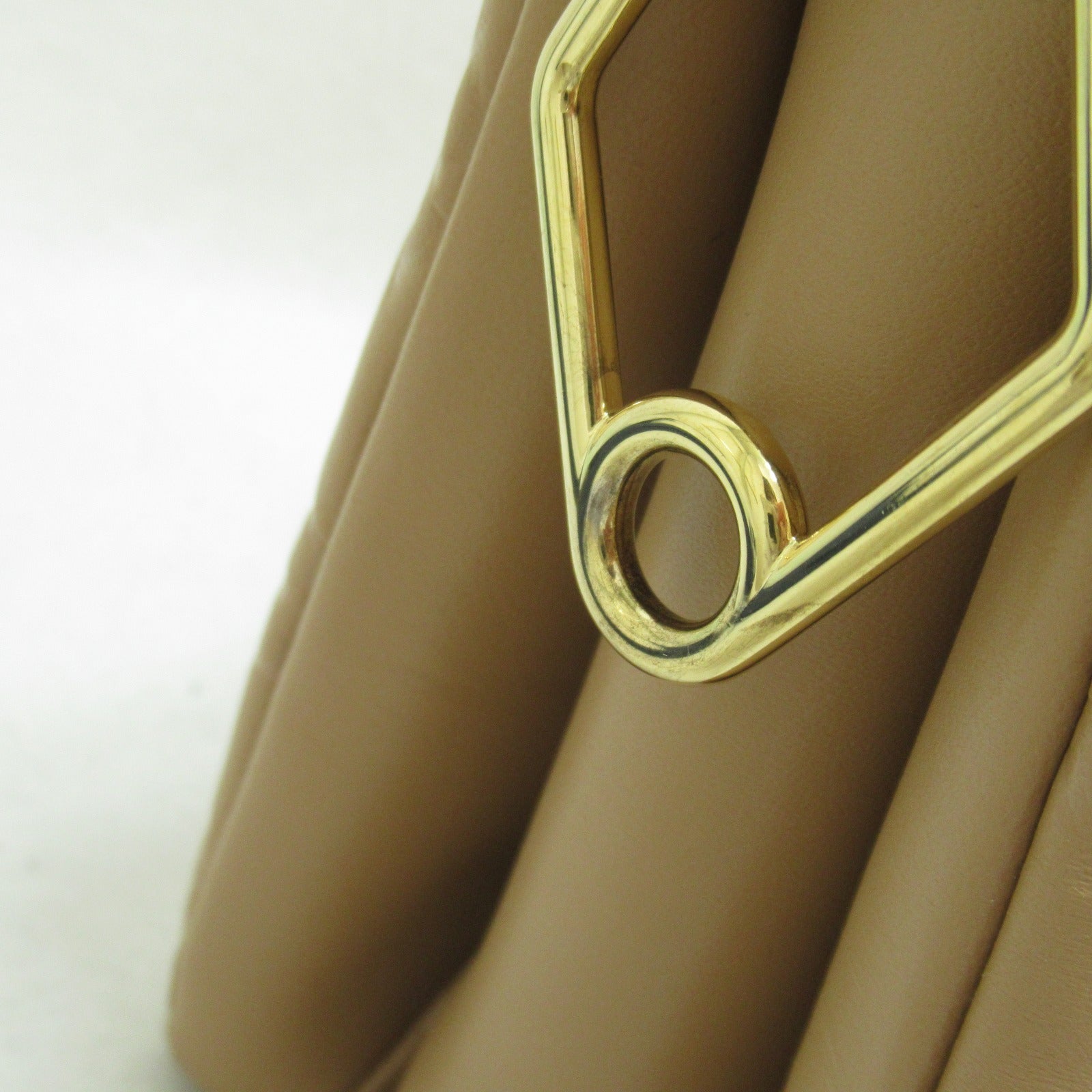 LOUIS VUITTON 【激減優惠】羊皮皮革Coussin PM 2 Way Shoulder Bag Handbag金扣手挽肩背兩用袋米色