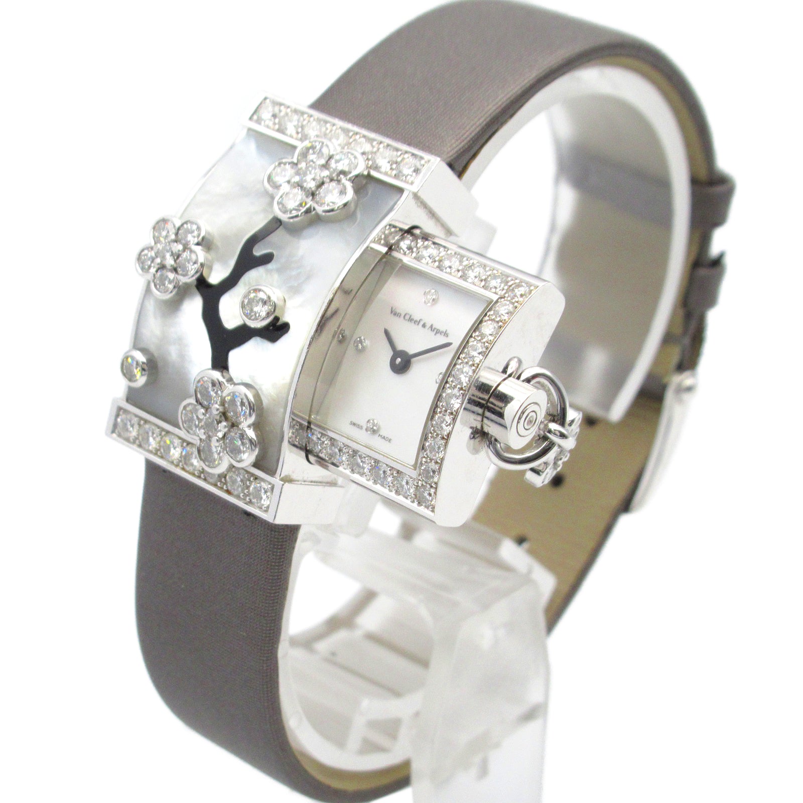 Van Cleef & Arpels Secret Wrist Watch 3386101