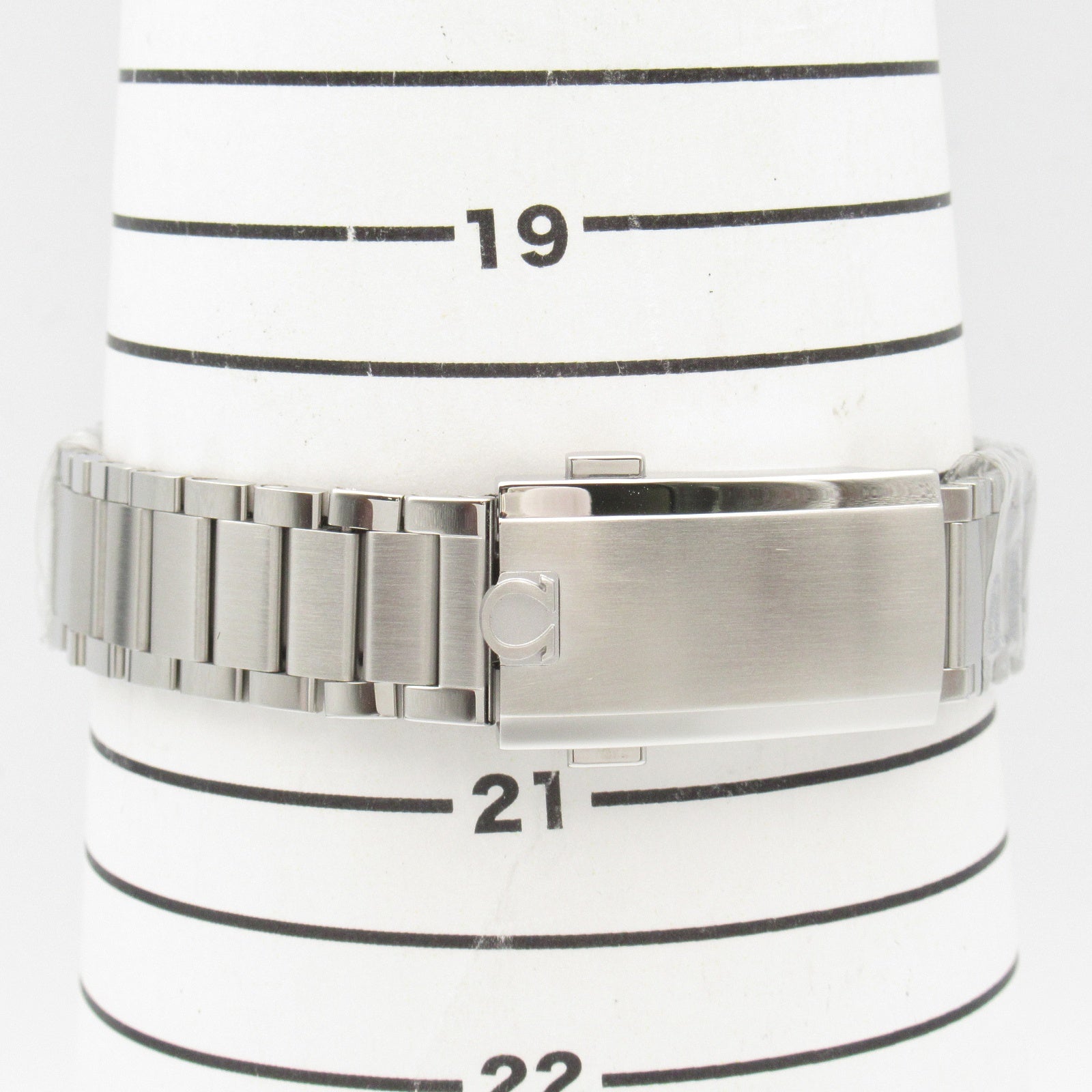 OMEGA Speedmaster '57不鏽鋼手錶手動上弦芯黑色