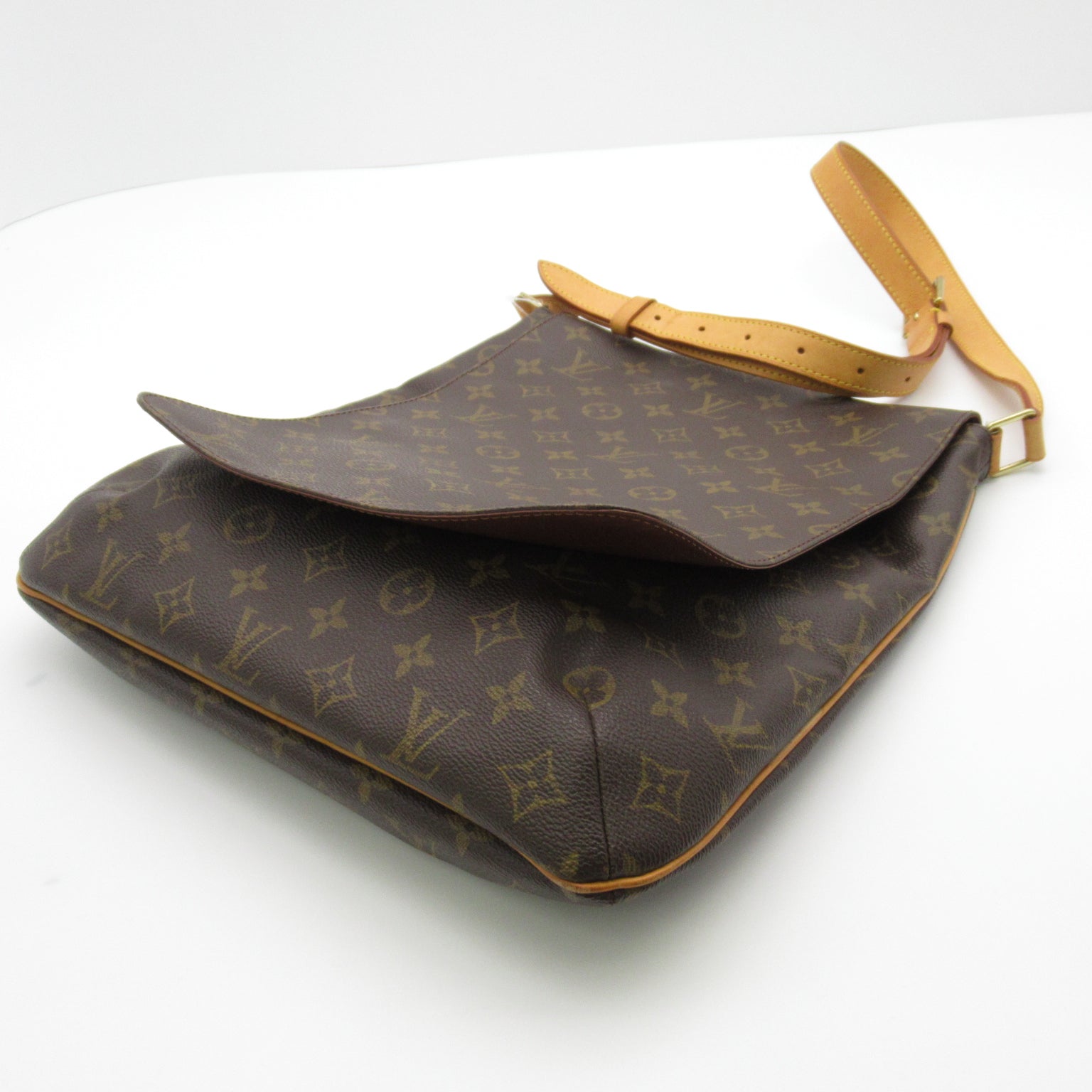 LOUIS VUITTON 【激減優惠】Monogram Musette金扣肩背袋啡色
