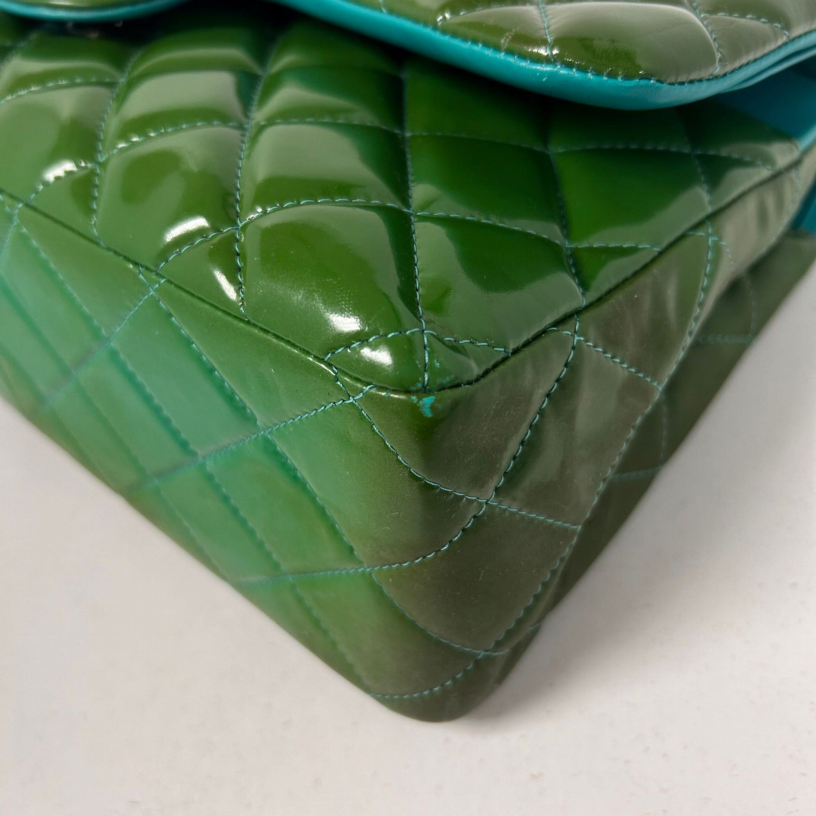 CHANEL 【清倉大減價】菱格漆皮皮革Jumbo銀扣鏈帶肩背袋綠色