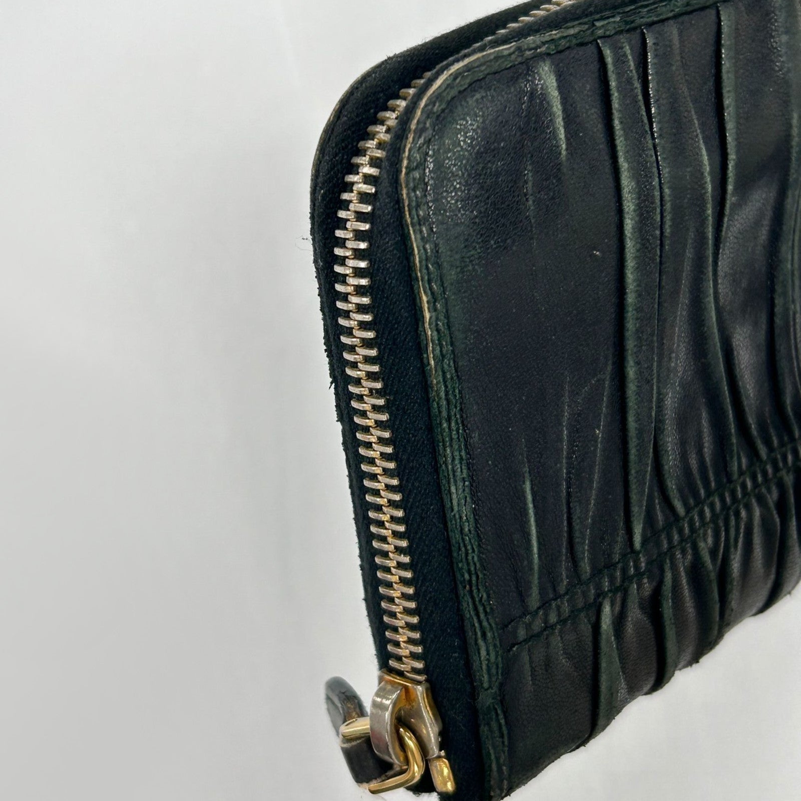 PRADA 【清倉大減價】皮革Zipper Long Wallet金扣長錢包黑色