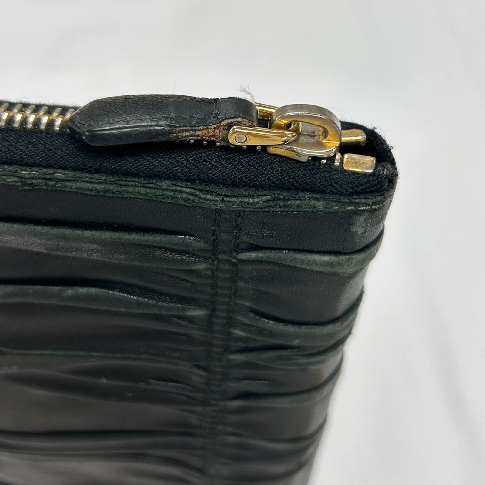 PRADA 【清倉大減價】皮革Zipper Long Wallet金扣長錢包黑色