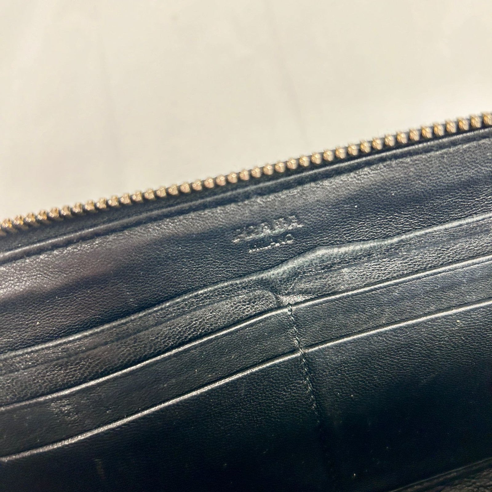PRADA 【清倉大減價】皮革Zipper Long Wallet金扣長錢包黑色