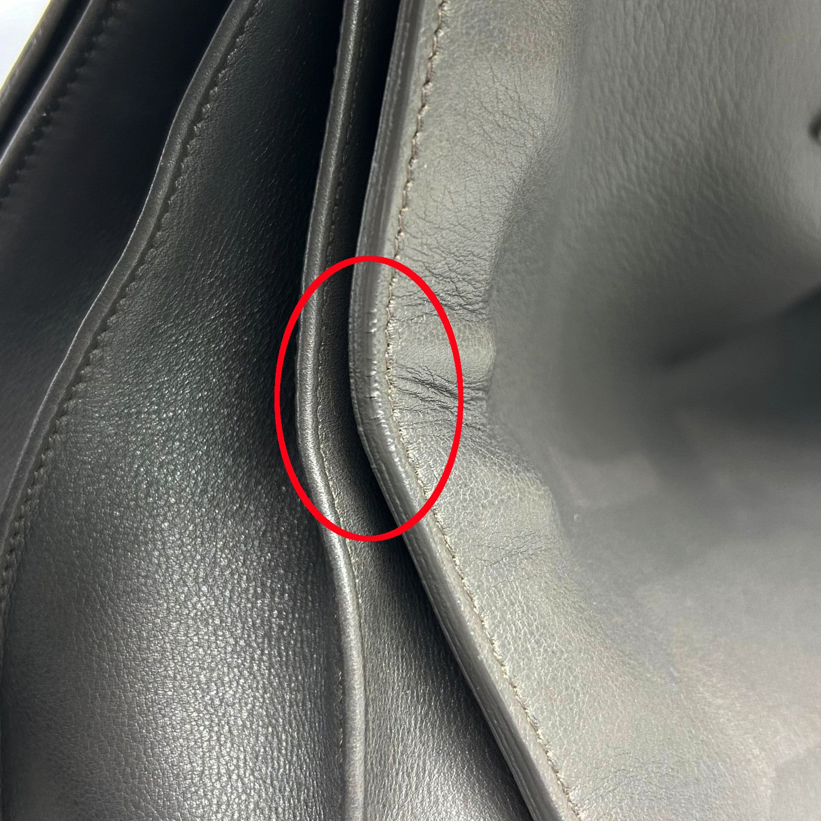 SAINT LAURENT 牛皮皮革Sac De Jour金扣手挽袋灰色