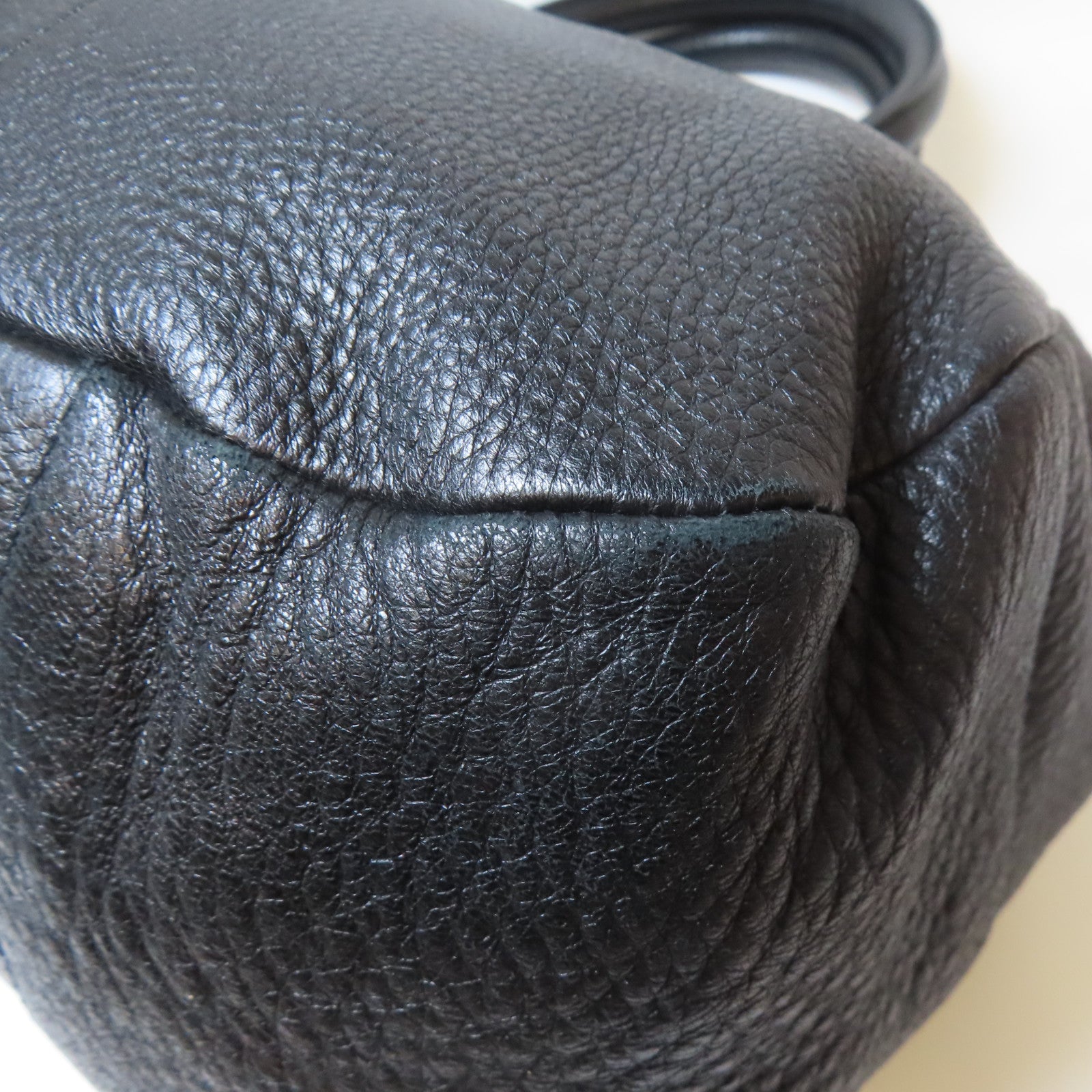 PRADA 【激減優惠】鹿皮皮革Handbag金扣手挽袋黑色