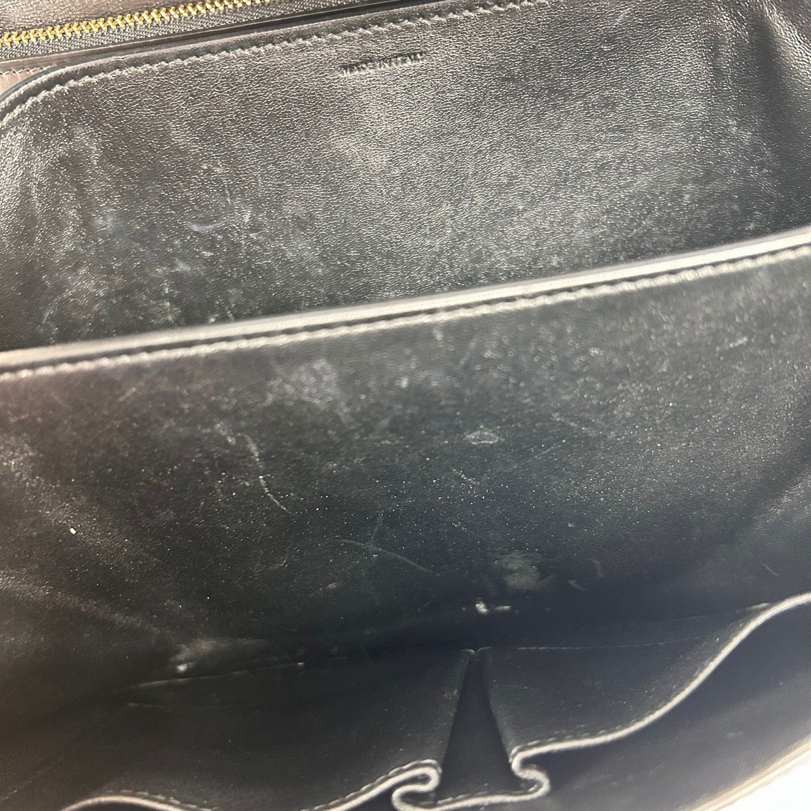 CELINE 牛皮皮革Medium Classic Box金扣肩背袋黑色
