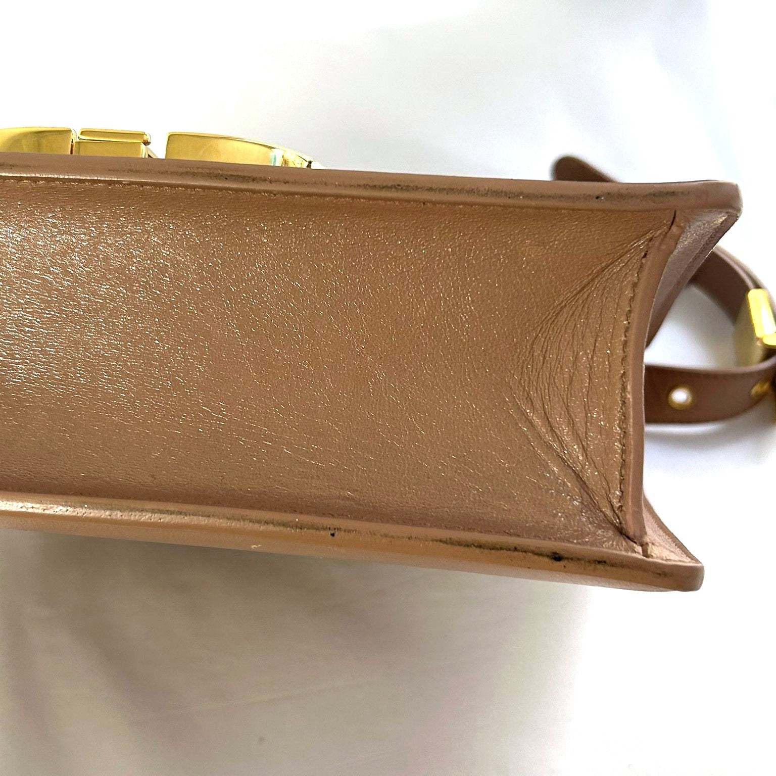 Dior 牛皮皮革30 Montaigne金扣肩背袋