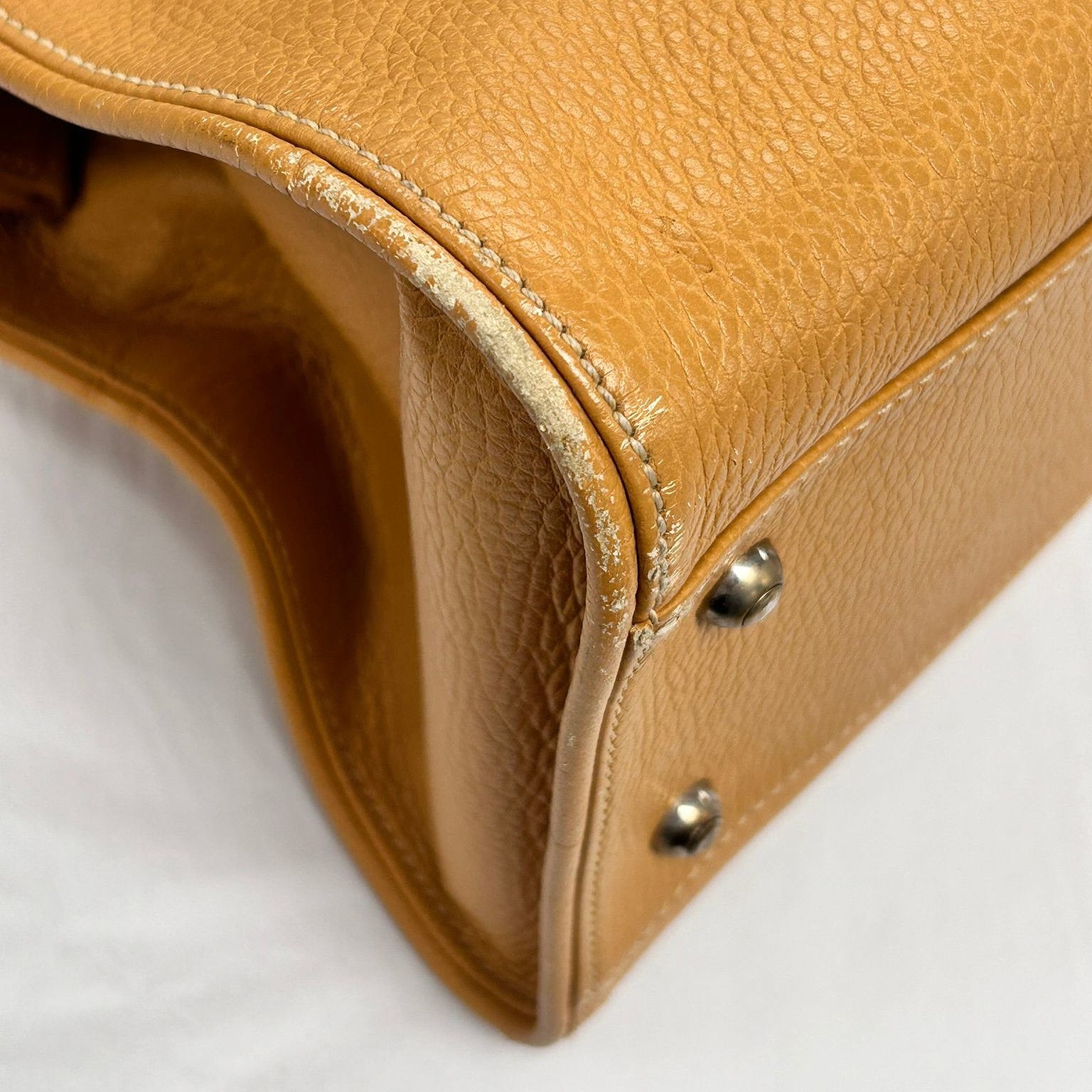 TOD'S 【激減優惠】牛皮皮革Shoulder Bag銀扣肩背袋泥黃色