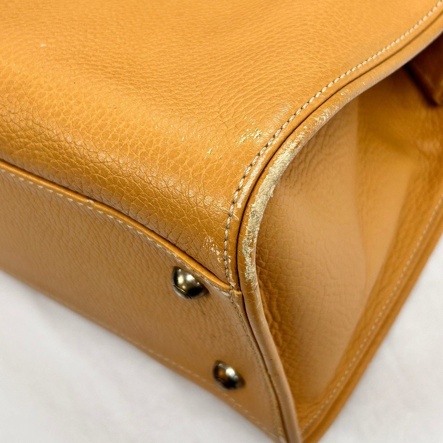 TOD'S 【激減優惠】牛皮皮革Shoulder Bag銀扣肩背袋泥黃色