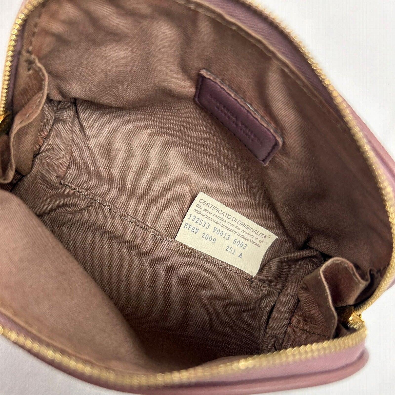 BOTTEGA VENETA 【激減優惠】織紋皮革Pouch金扣手拿包紫色