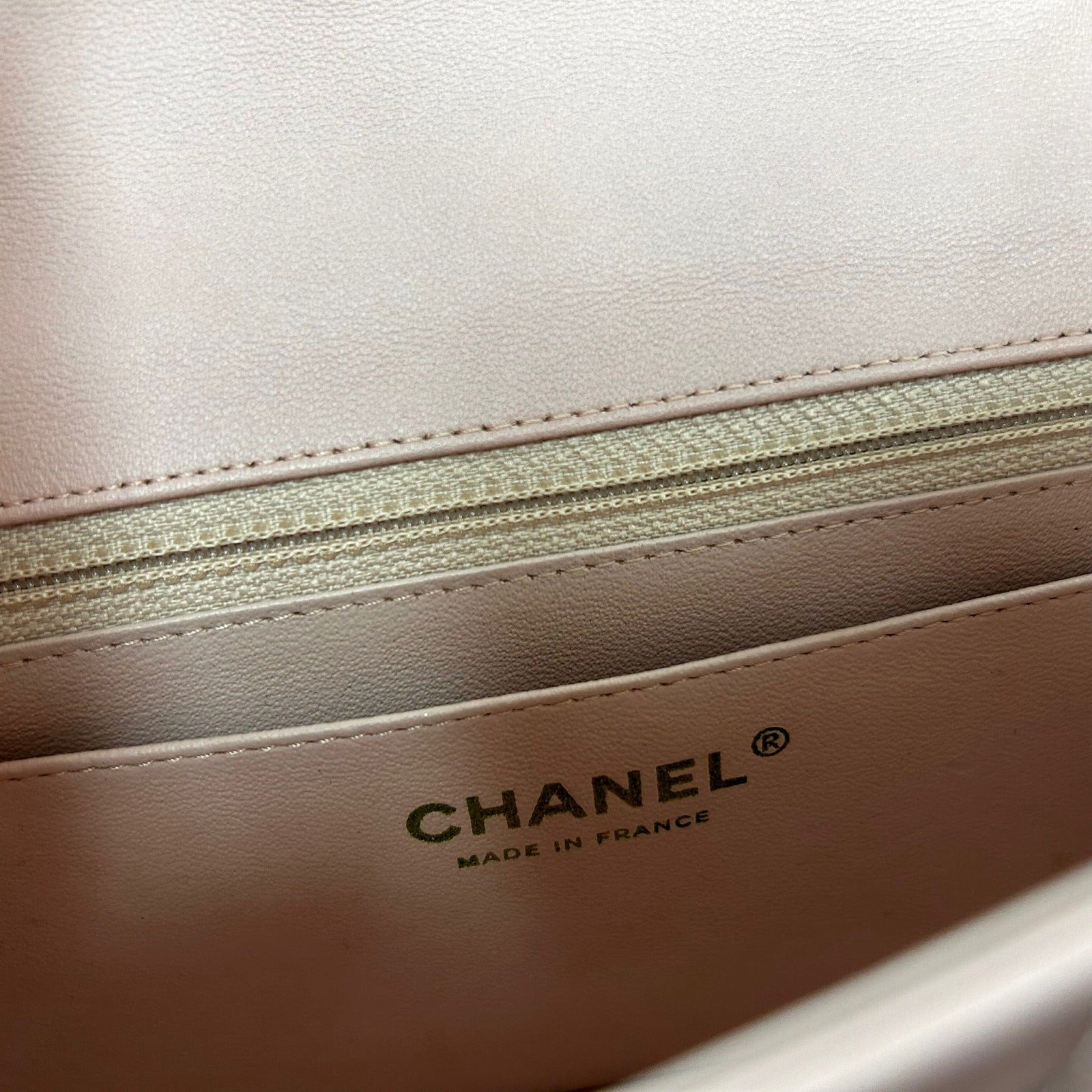 CHANEL 菱格羊皮皮革Chanel 20金扣鏈帶肩背袋粉紅色