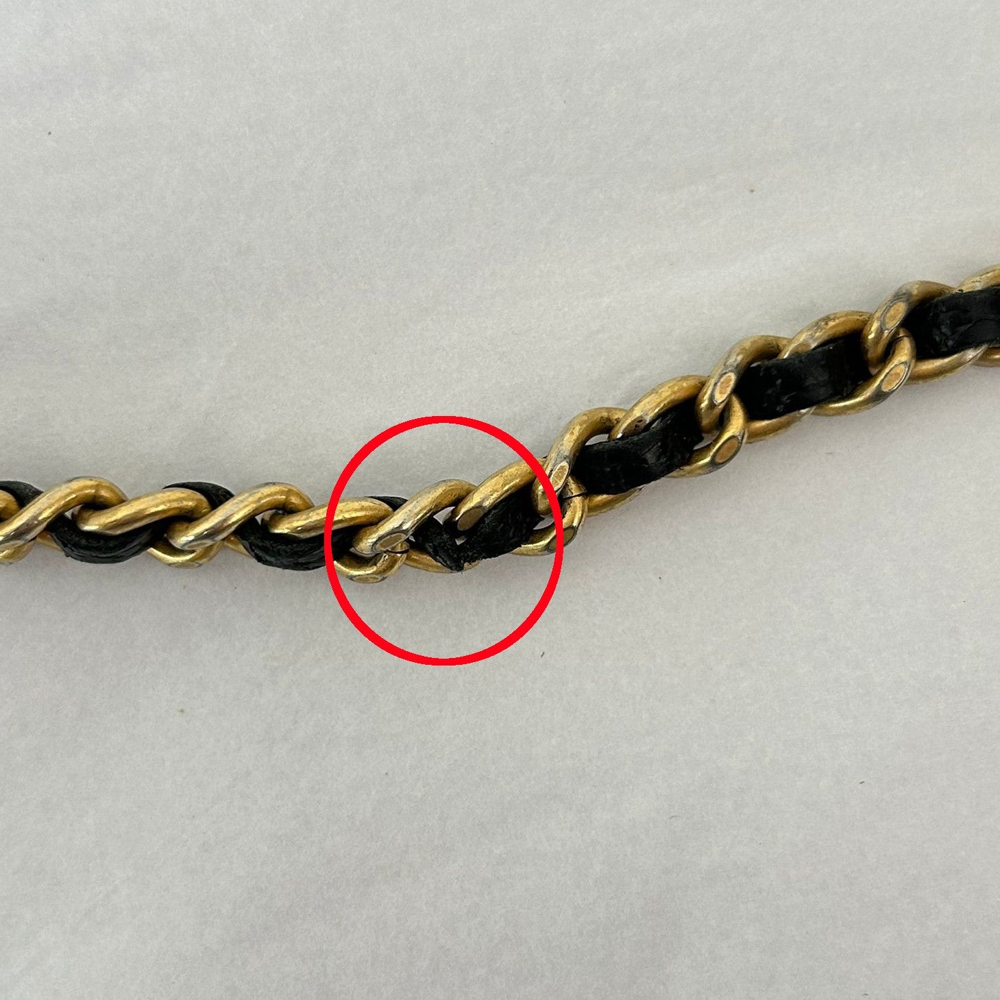 CHANEL 牛皮皮革WOC Wallet On Chain金扣鏈帶肩背袋