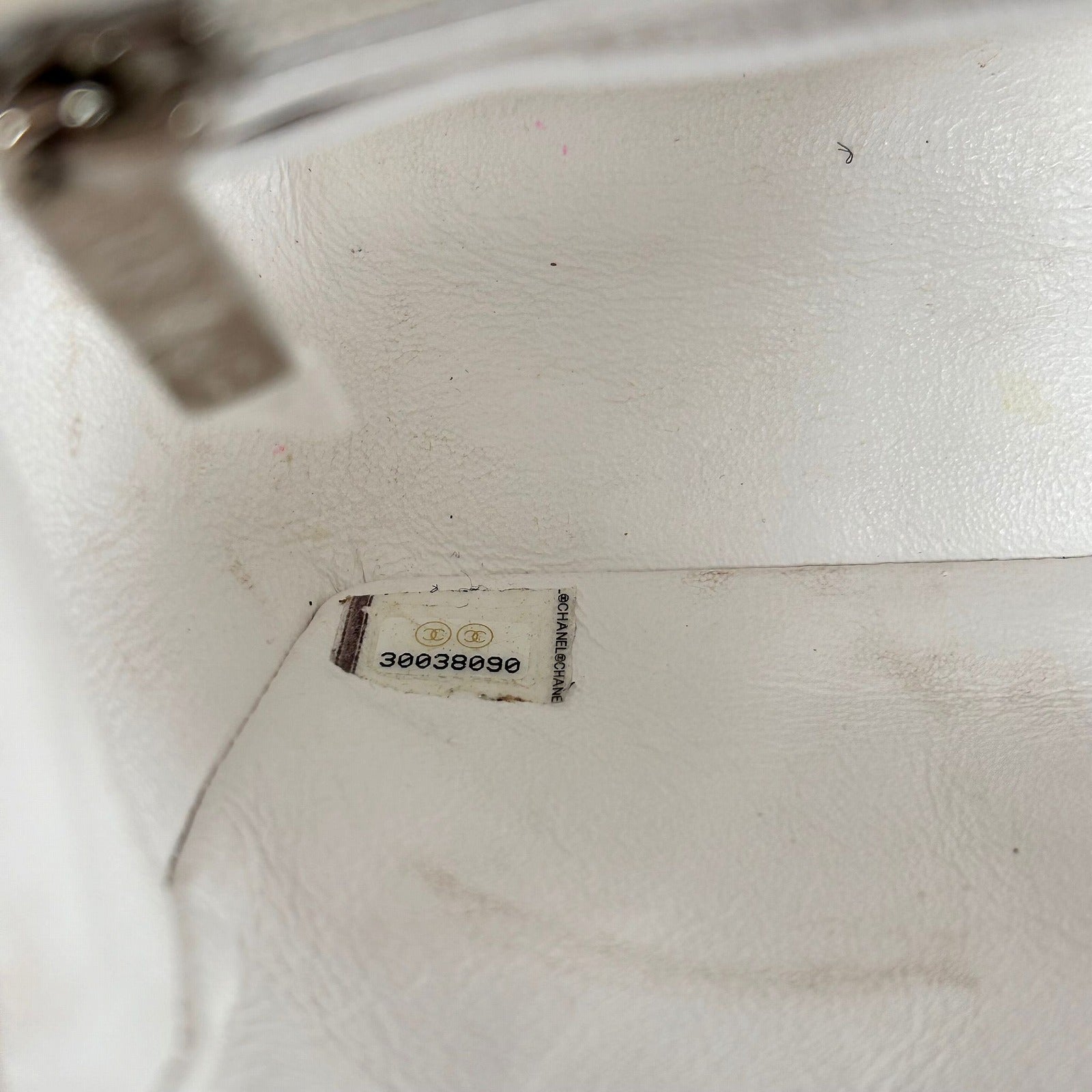 CHANEL 【激減優惠】粗花呢Chain Shoulder Bag銀扣肩背袋白色/黑色