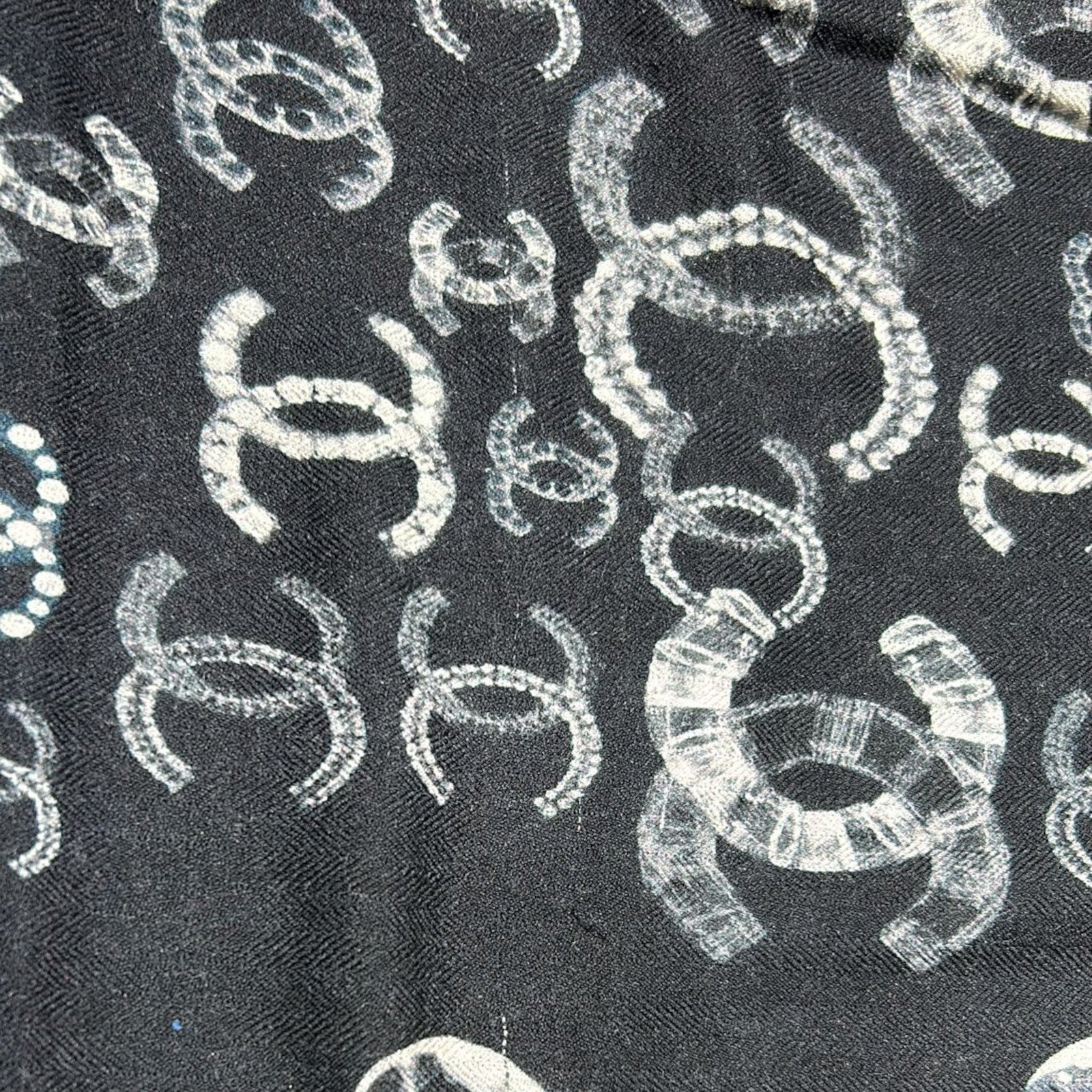 CHANEL 【激減優惠】羊絨Scarf絲巾黑色