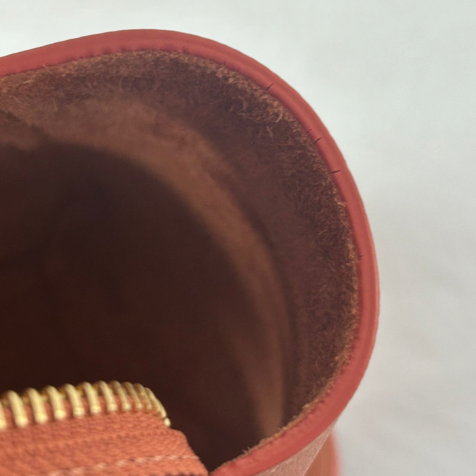 CELINE 牛皮皮革Nano Belt Bag金扣手挽肩背兩用袋粉橙色