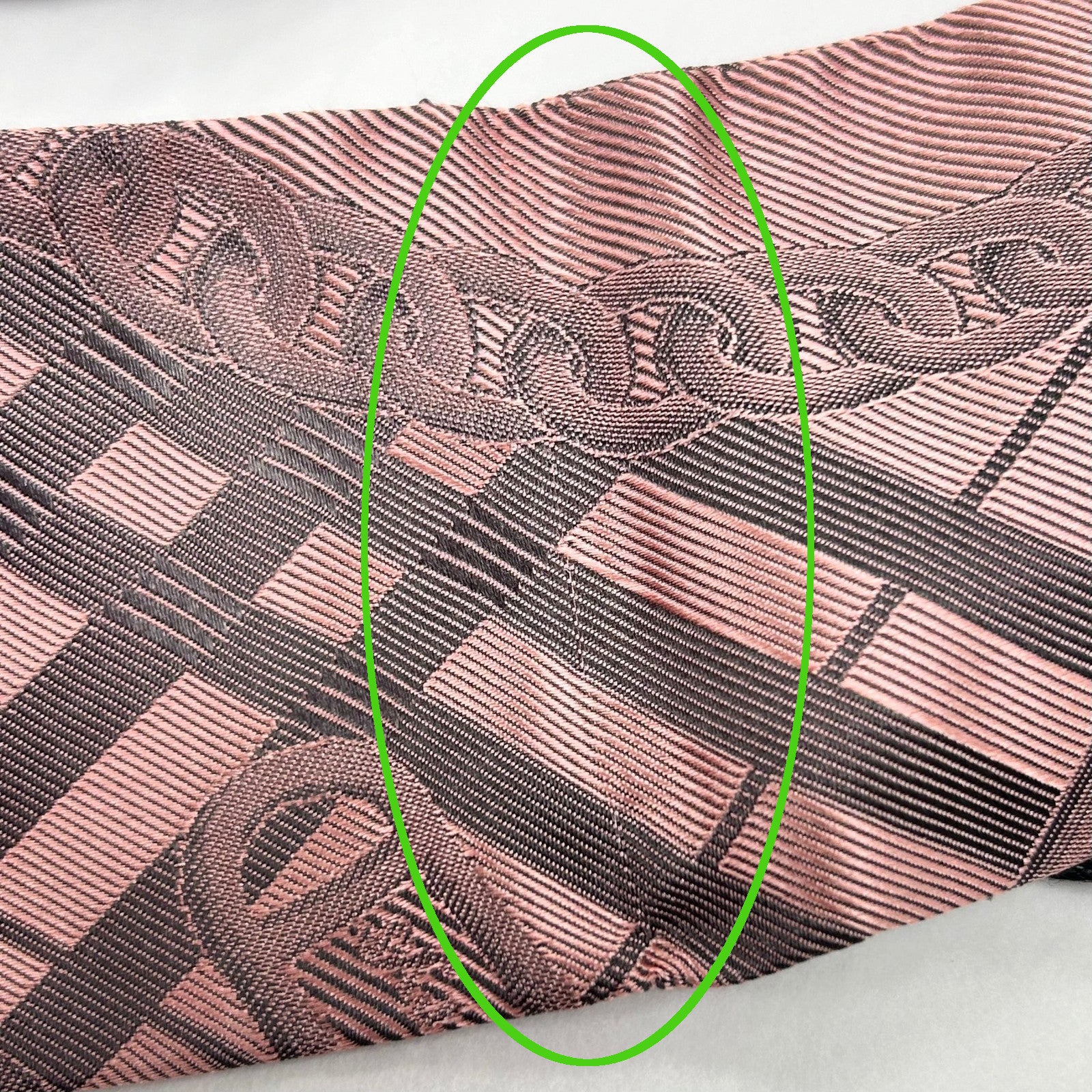 BURBERRY 【激減優惠】絲質Scarf金扣絲巾粉紅色