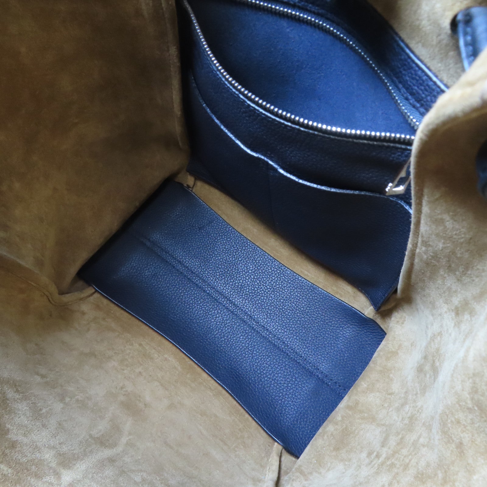 LOEWE 牛皮皮革Flamenco Knot Tote銀扣肩背袋深藍色