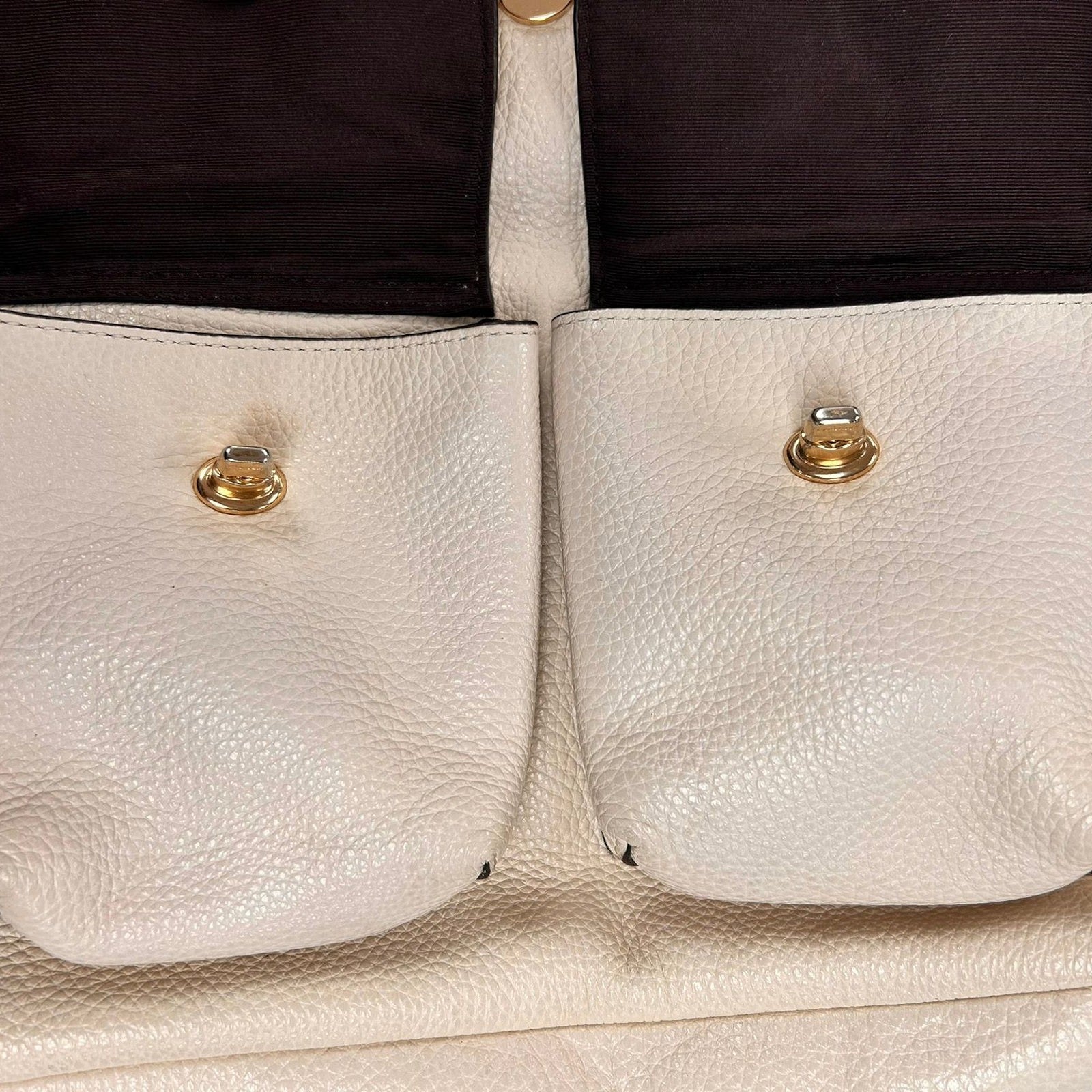 COACH 【激減優惠】牛皮皮革Backpack金扣背包米白色