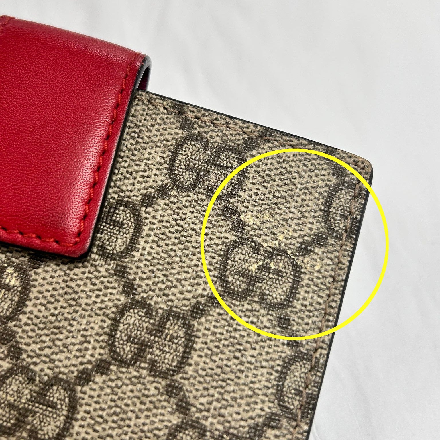 GUCCI 塗層帆布GG Supreme Wallet金扣短錢包啡色/紅色