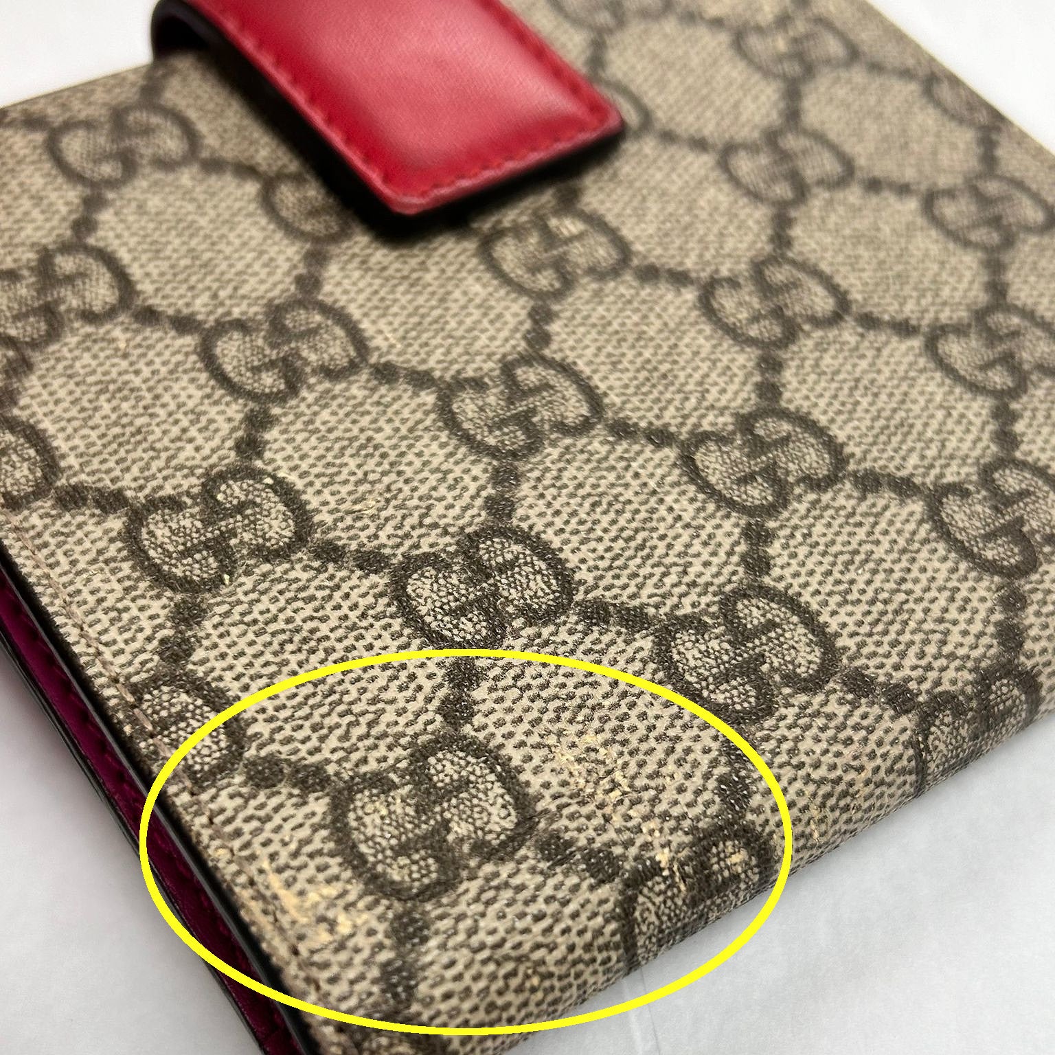 GUCCI 塗層帆布GG Supreme Wallet金扣短錢包啡色/紅色