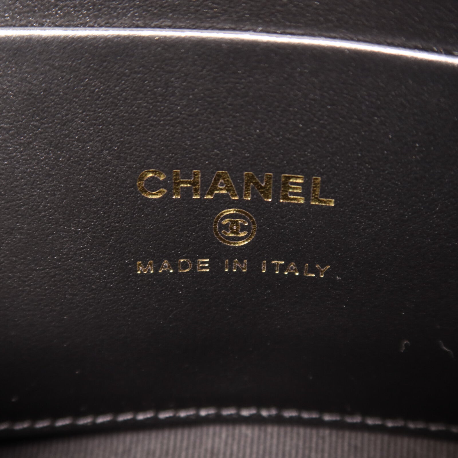 CHANEL 牛皮皮革Mini Camera Bag鏈帶肩背袋