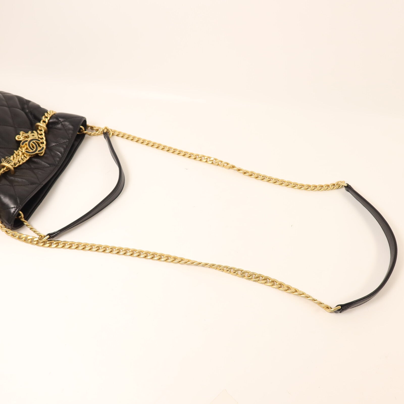 CHANEL 羊皮皮革Chain Shoulder Bucket鏈帶手挽肩背兩用袋