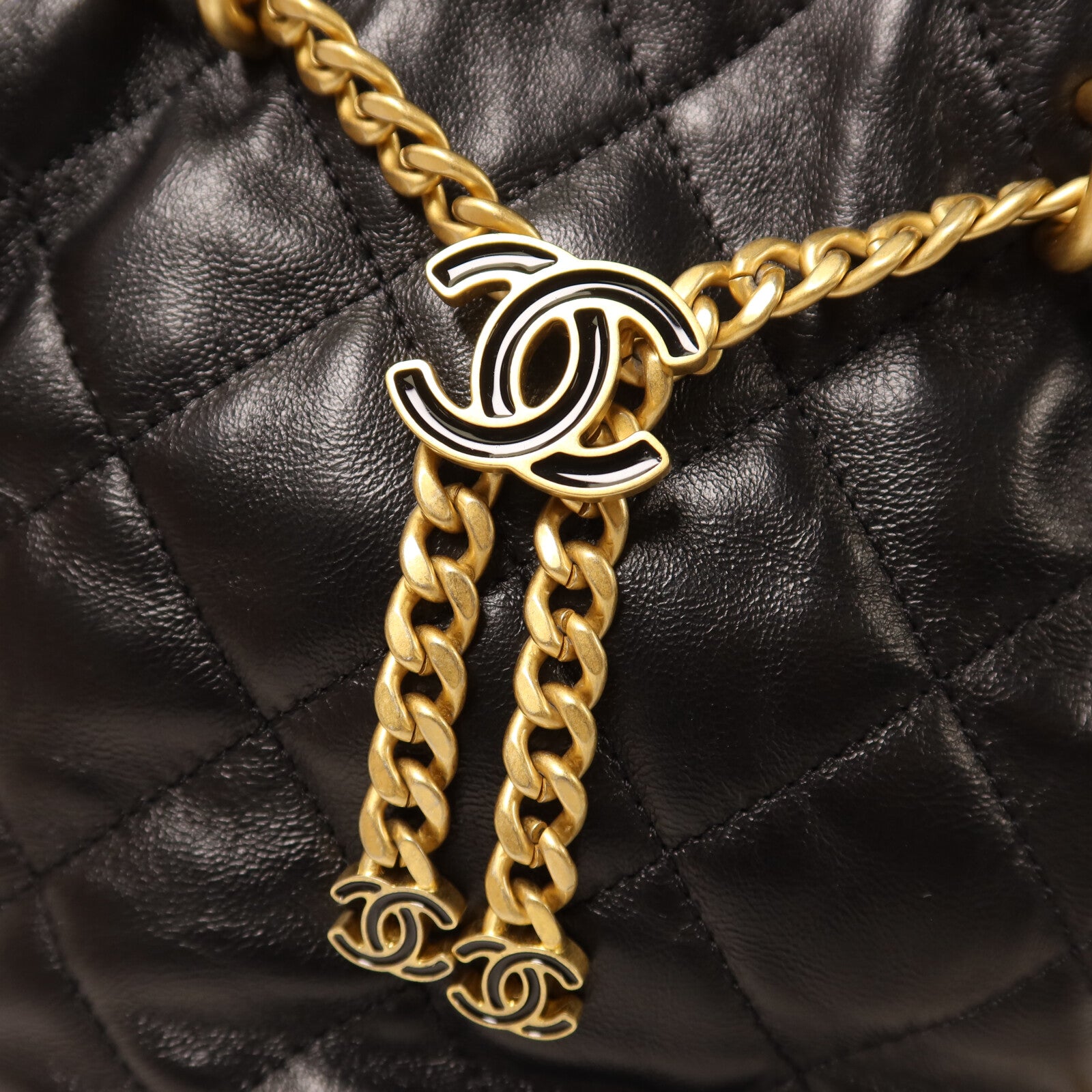 CHANEL 羊皮皮革Chain Shoulder Bucket鏈帶手挽肩背兩用袋