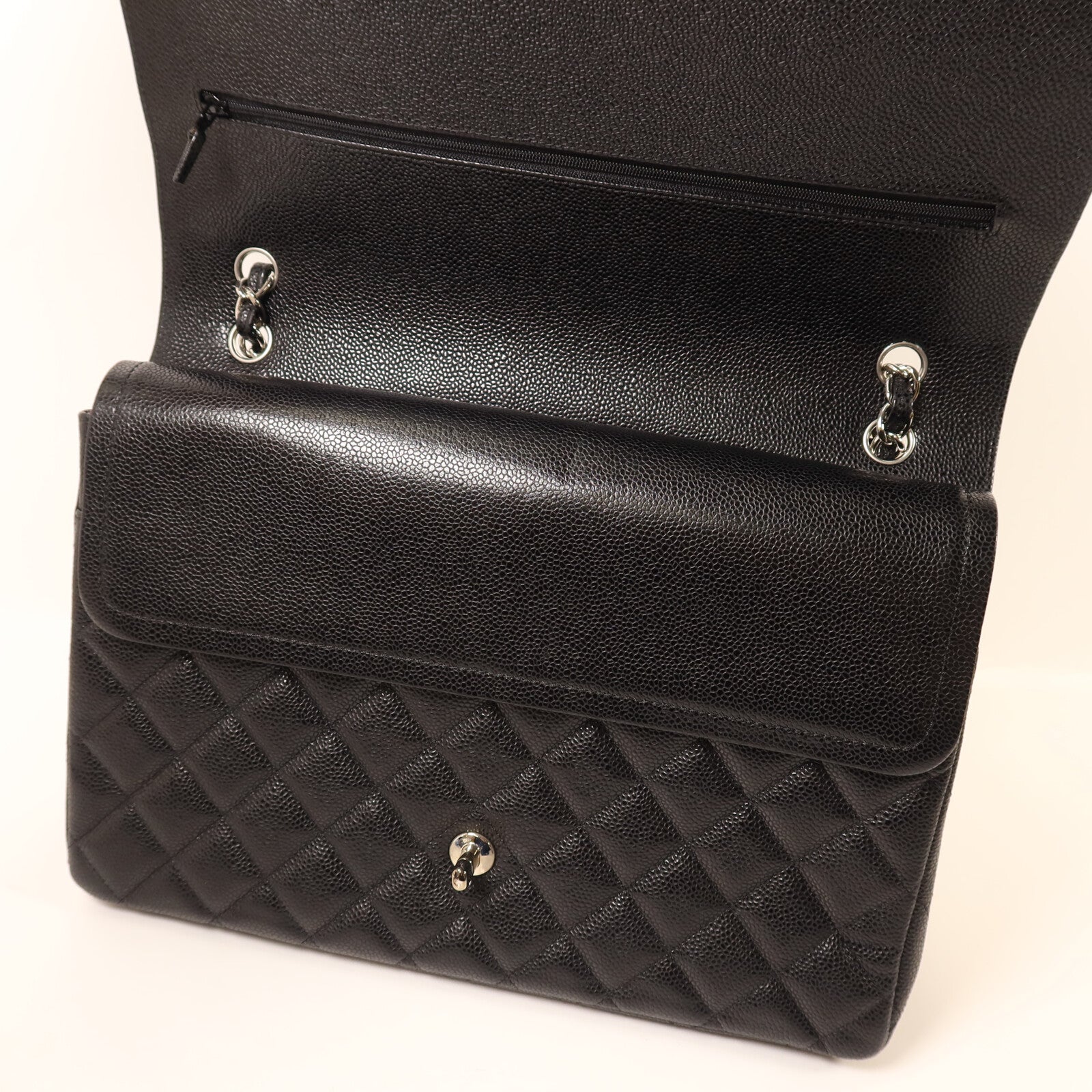 CHANEL 牛皮皮革Maxi Classic鏈帶肩背袋