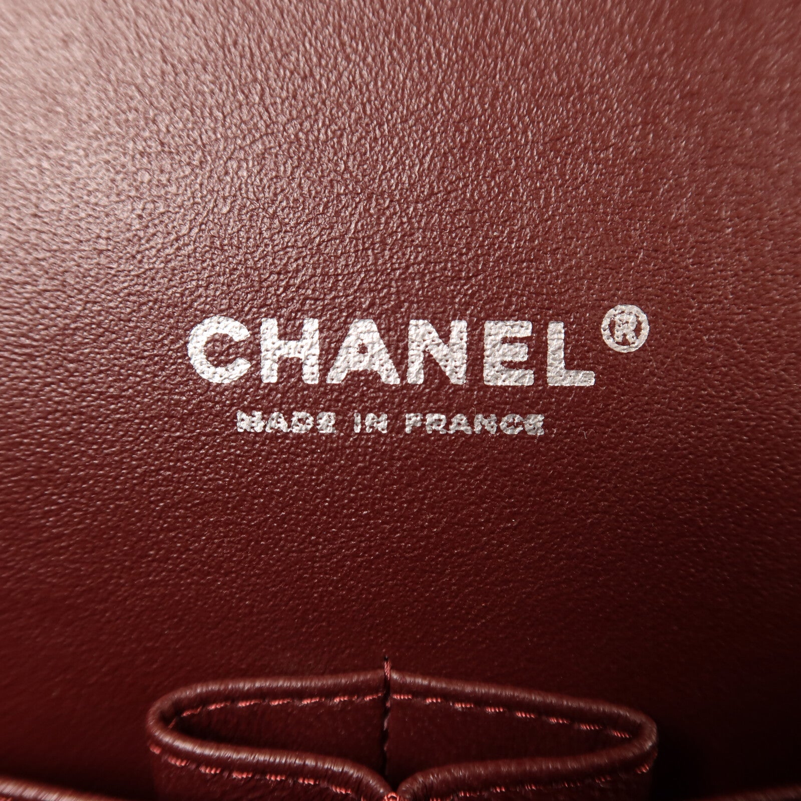 CHANEL 牛皮皮革Maxi Classic鏈帶肩背袋