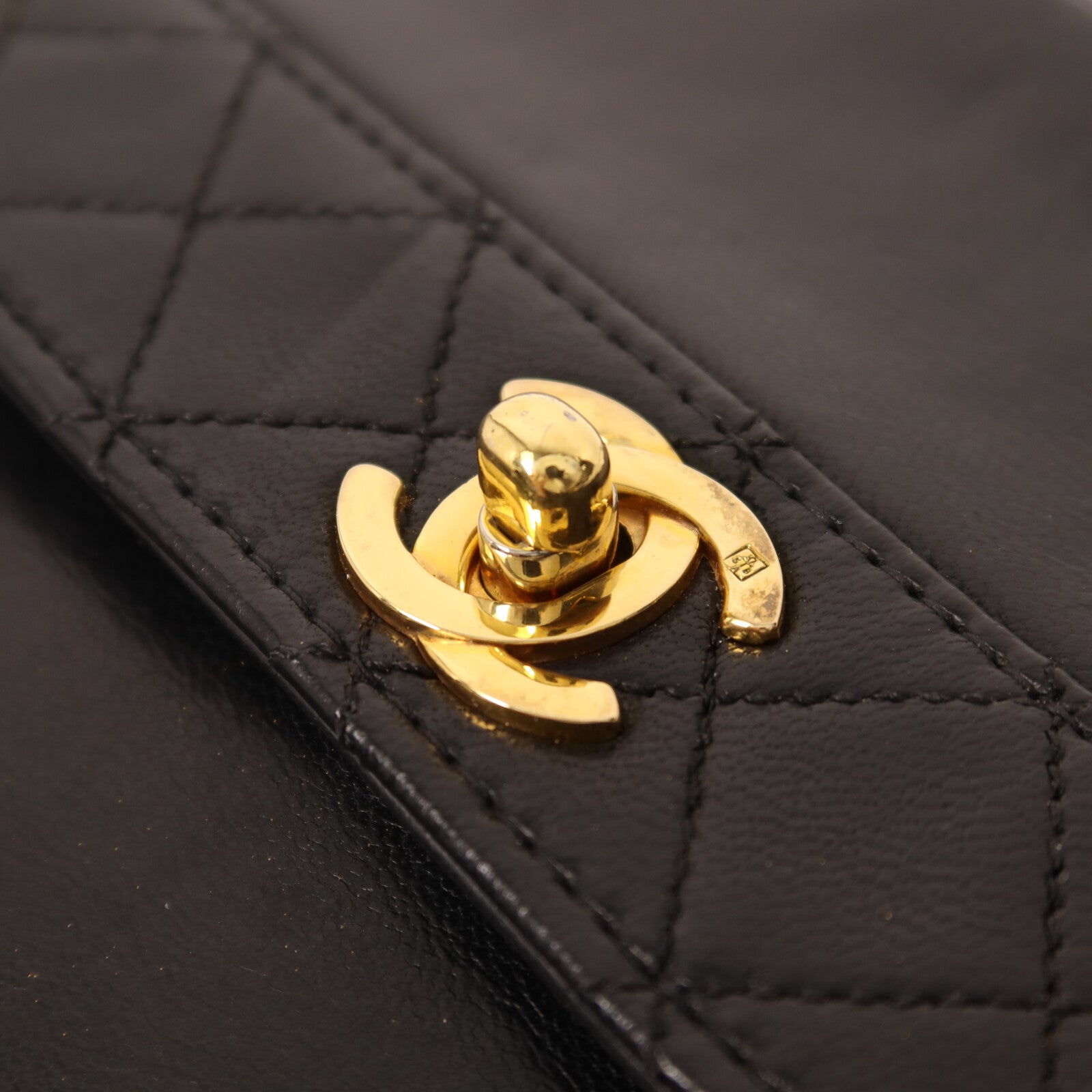 CHANEL 牛皮皮革Vintage Shoulder Bag鏈帶肩背袋