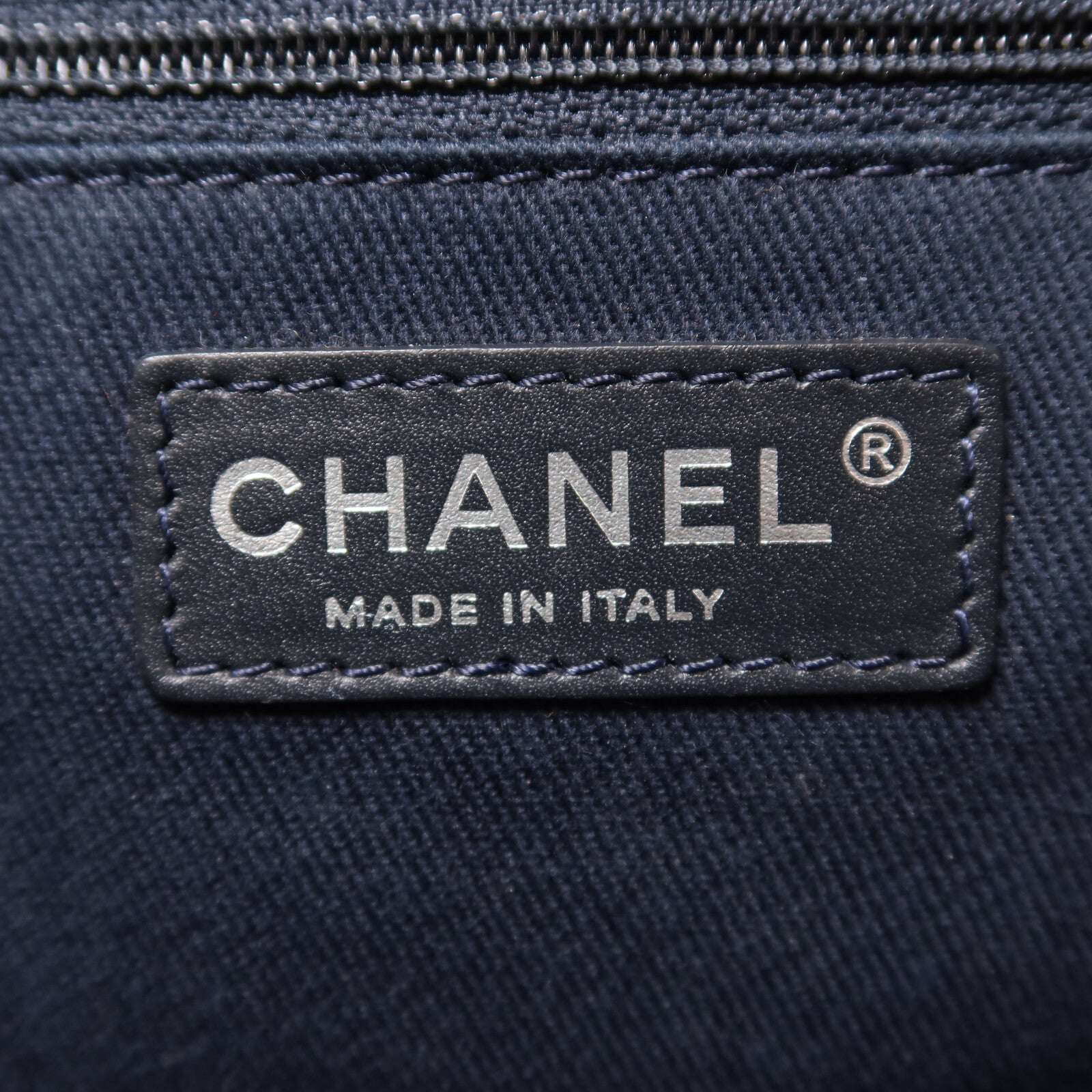CHANEL 羊皮皮革Chain Shoulder鏈帶肩背袋