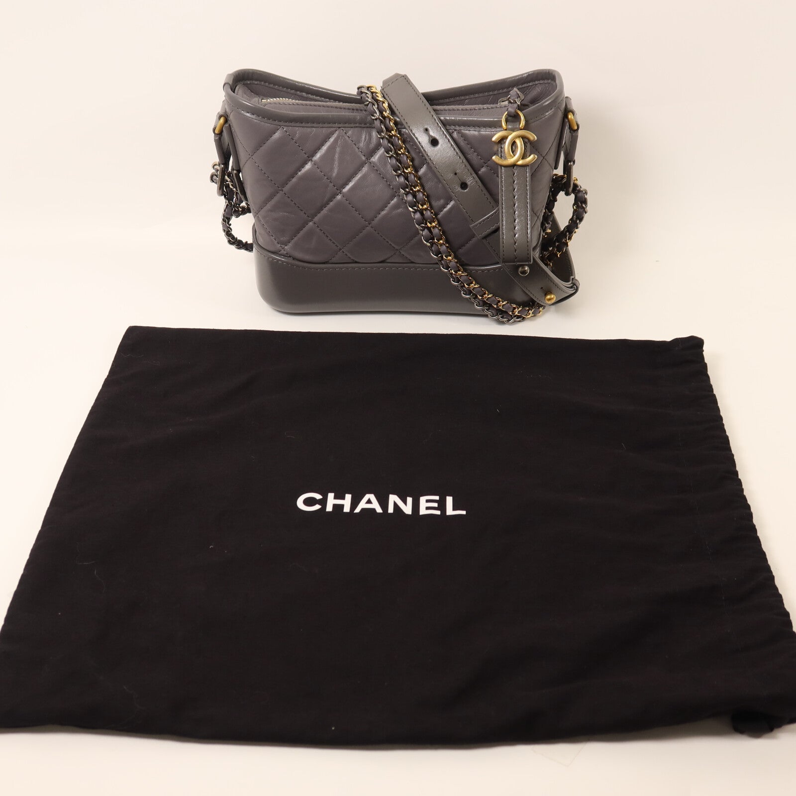 CHANEL 牛皮皮革Garbriell Small鏈帶肩背袋