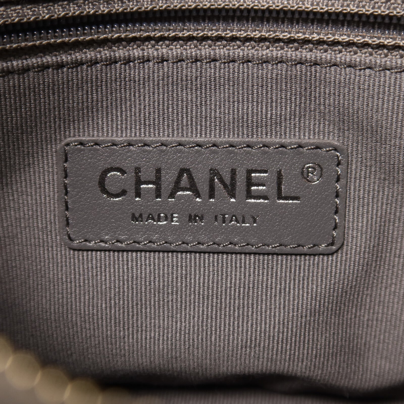 CHANEL 牛皮皮革Garbriell Small鏈帶肩背袋