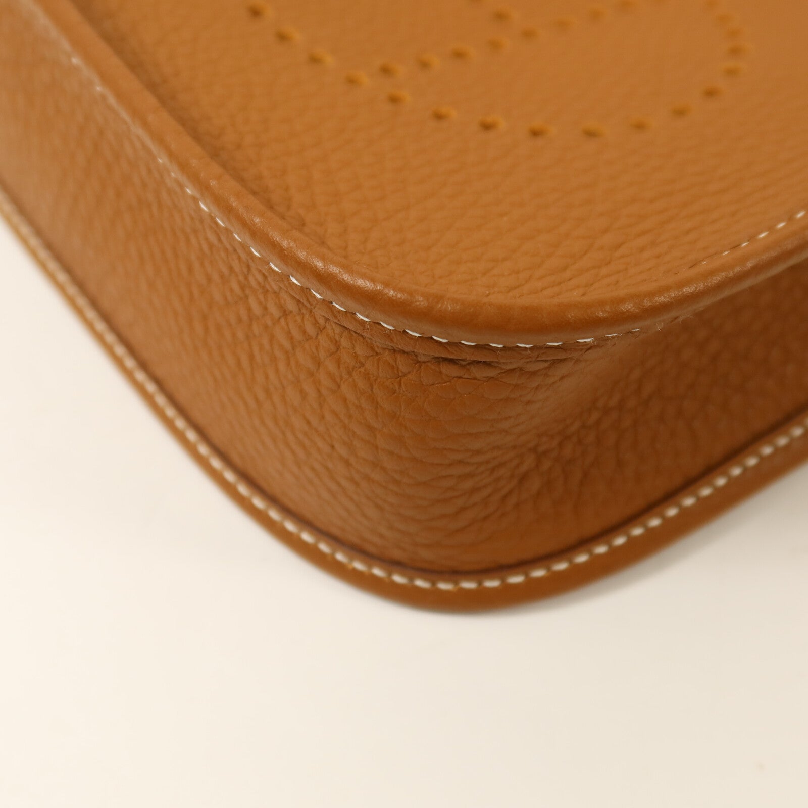 HERMES Clemence皮革Evelyne TPM肩背袋Gold