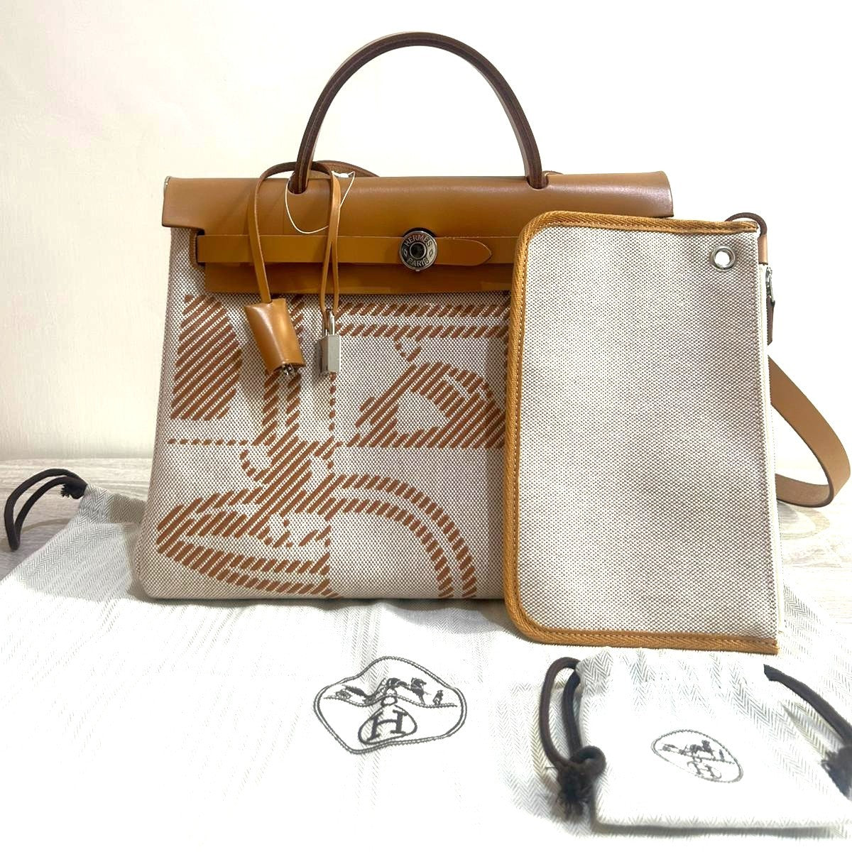 HERMES 帆布Herbag PM (Brides de Gala)手挽肩背兩用袋Gold