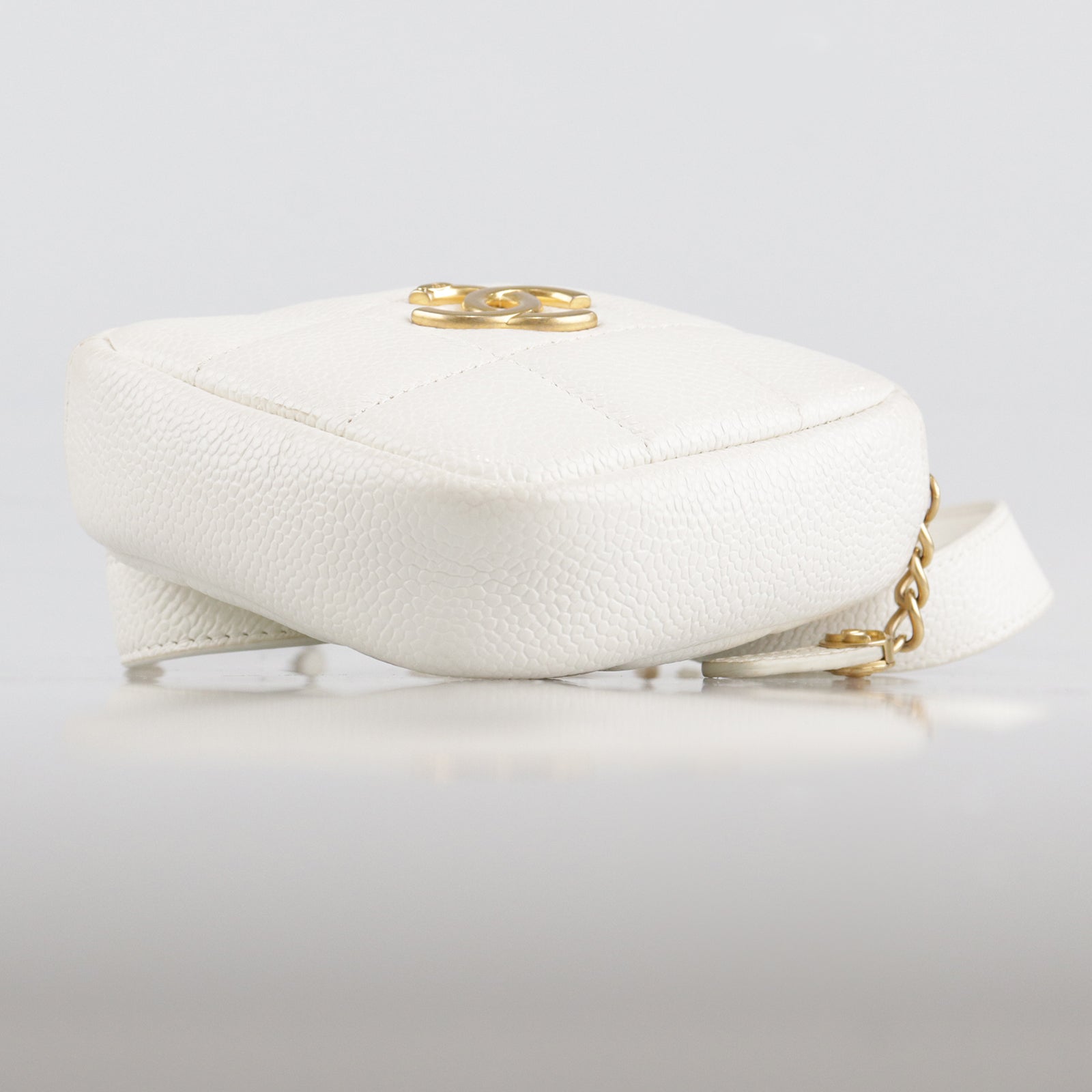 CHANEL Rhombus Caviar Leather Waist Bag Gold Buckle Waist Bag White