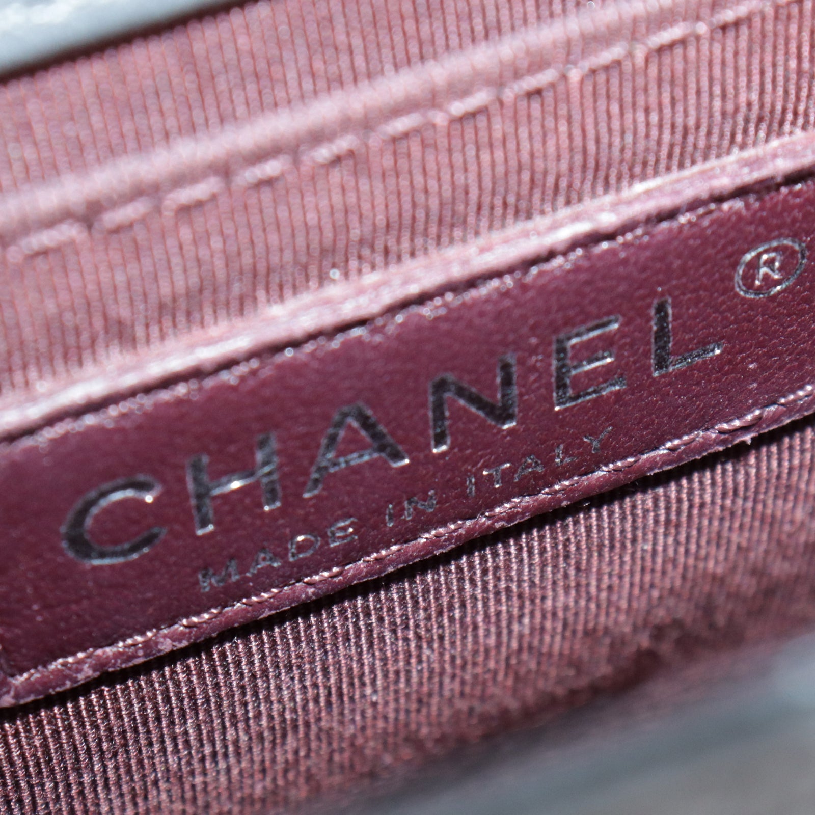 CHANEL 牛皮皮革Boy Chanel银扣肩背袋灰色