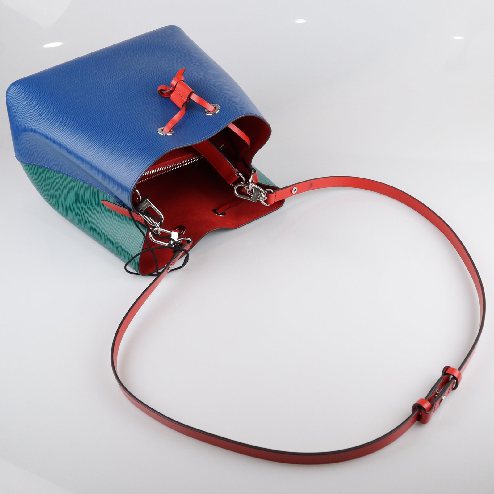 LOUIS VUITTON 【激減優惠】Epi Neo Noe MM銀扣手挽肩背兩用袋藍色/紅色/綠色