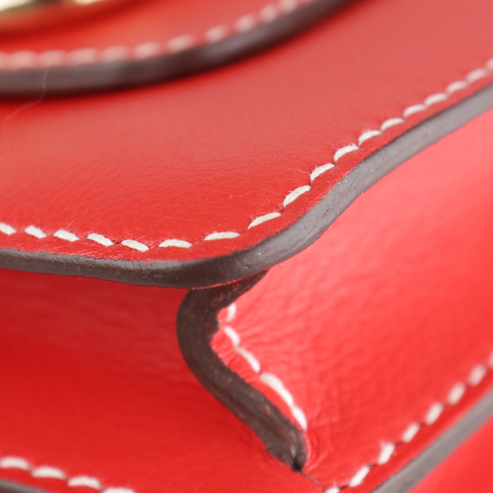 HERMES Evercolor Leather Roulis 23 Gold Buckle Shoulder Bag Red