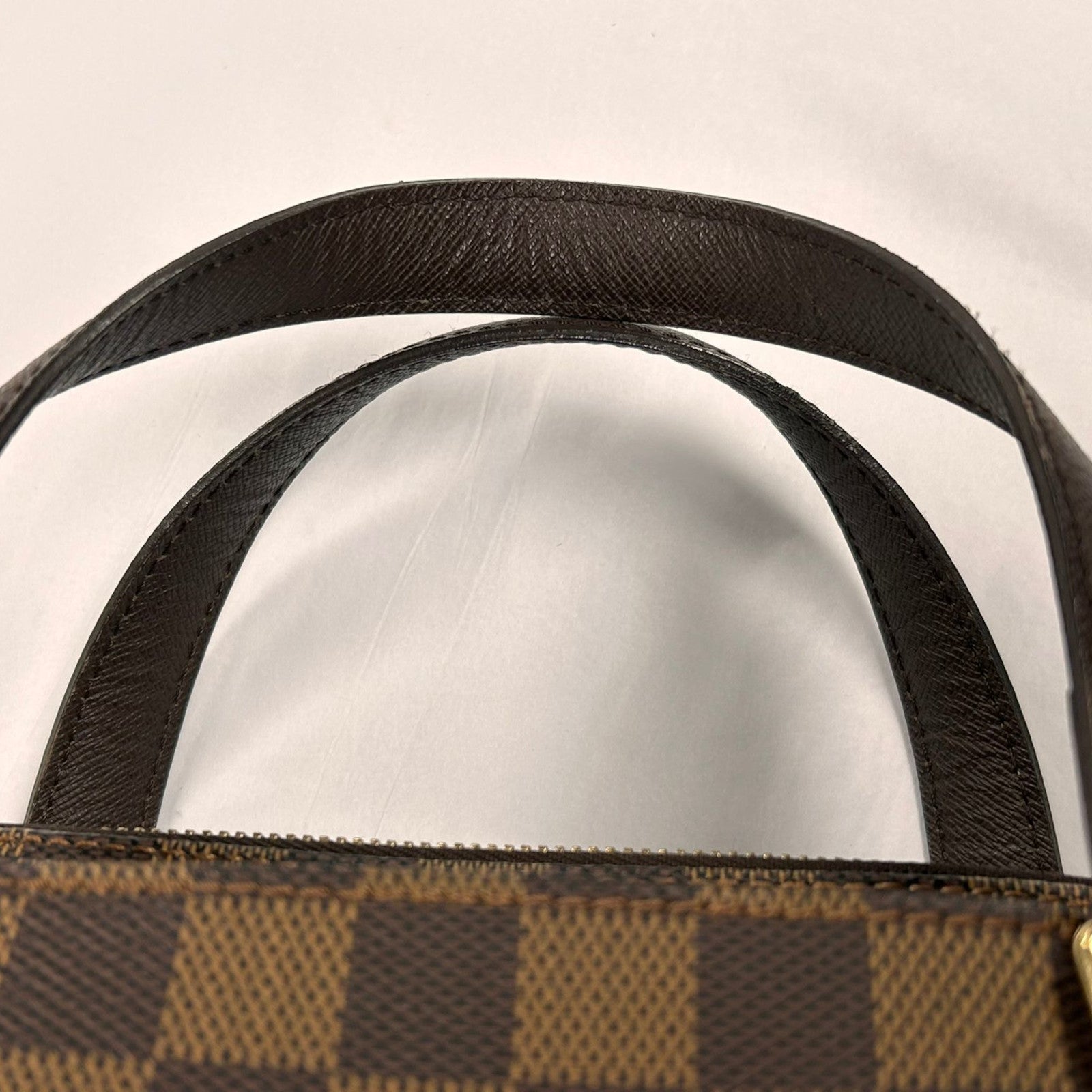 LOUIS VUITTON Damier Ebene Belem PM金扣手挽袋啡色
