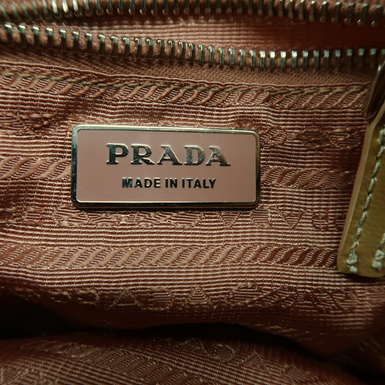 PRADA 尼龍/漆皮皮革Shoulder Bag銀扣肩背袋粉紅色
