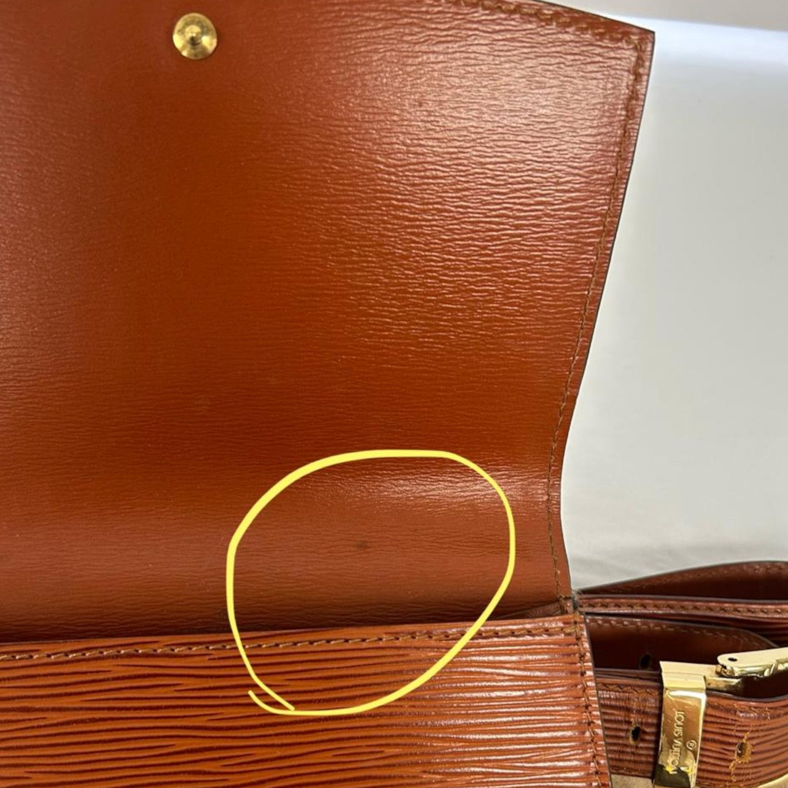 LOUIS VUITTON 【激減優惠】Epi Tilsitt Bum金扣腰包啡色