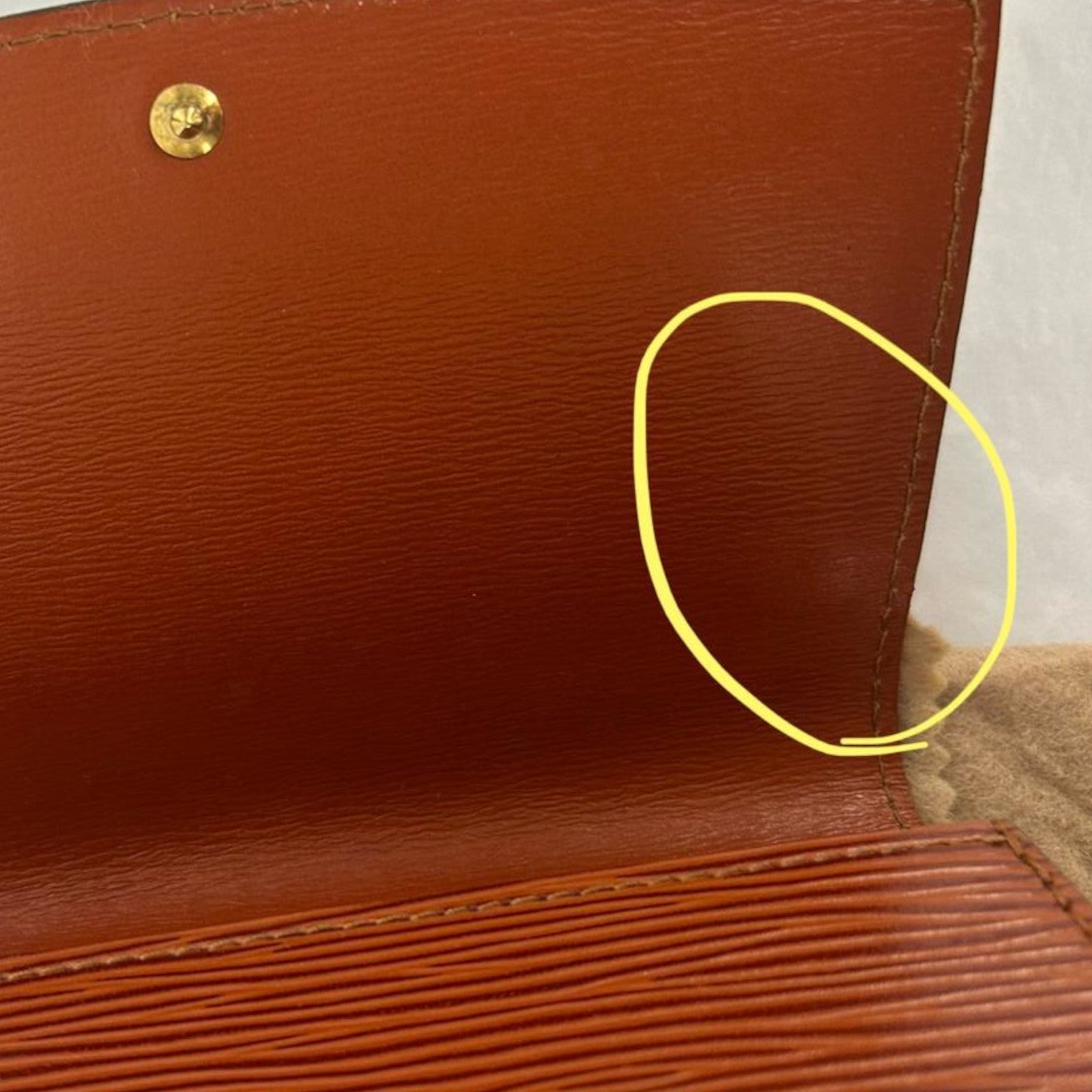 LOUIS VUITTON 【激減優惠】Epi Tilsitt Bum金扣腰包啡色
