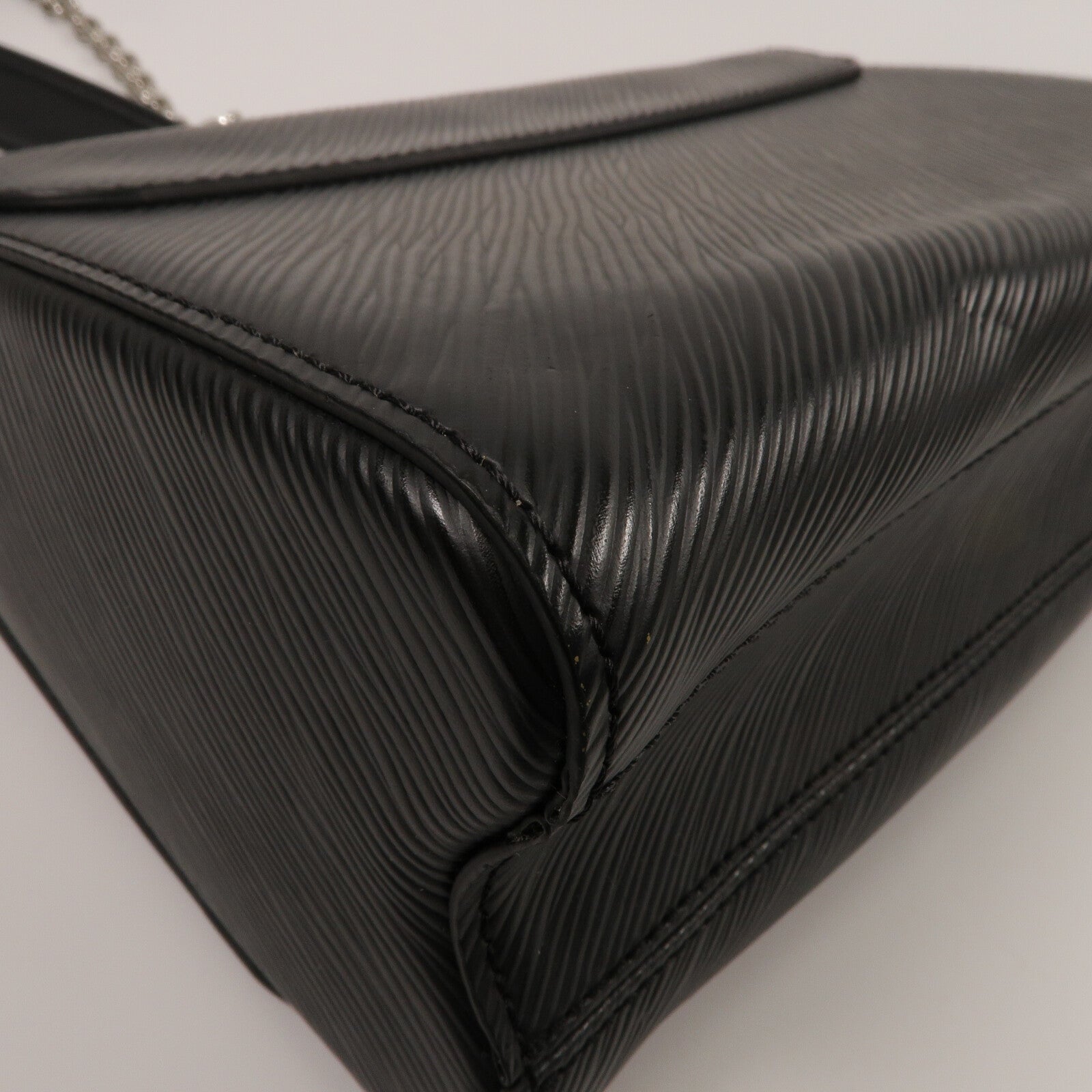 LOUIS VUITTON Epi Twist鏈帶肩背袋